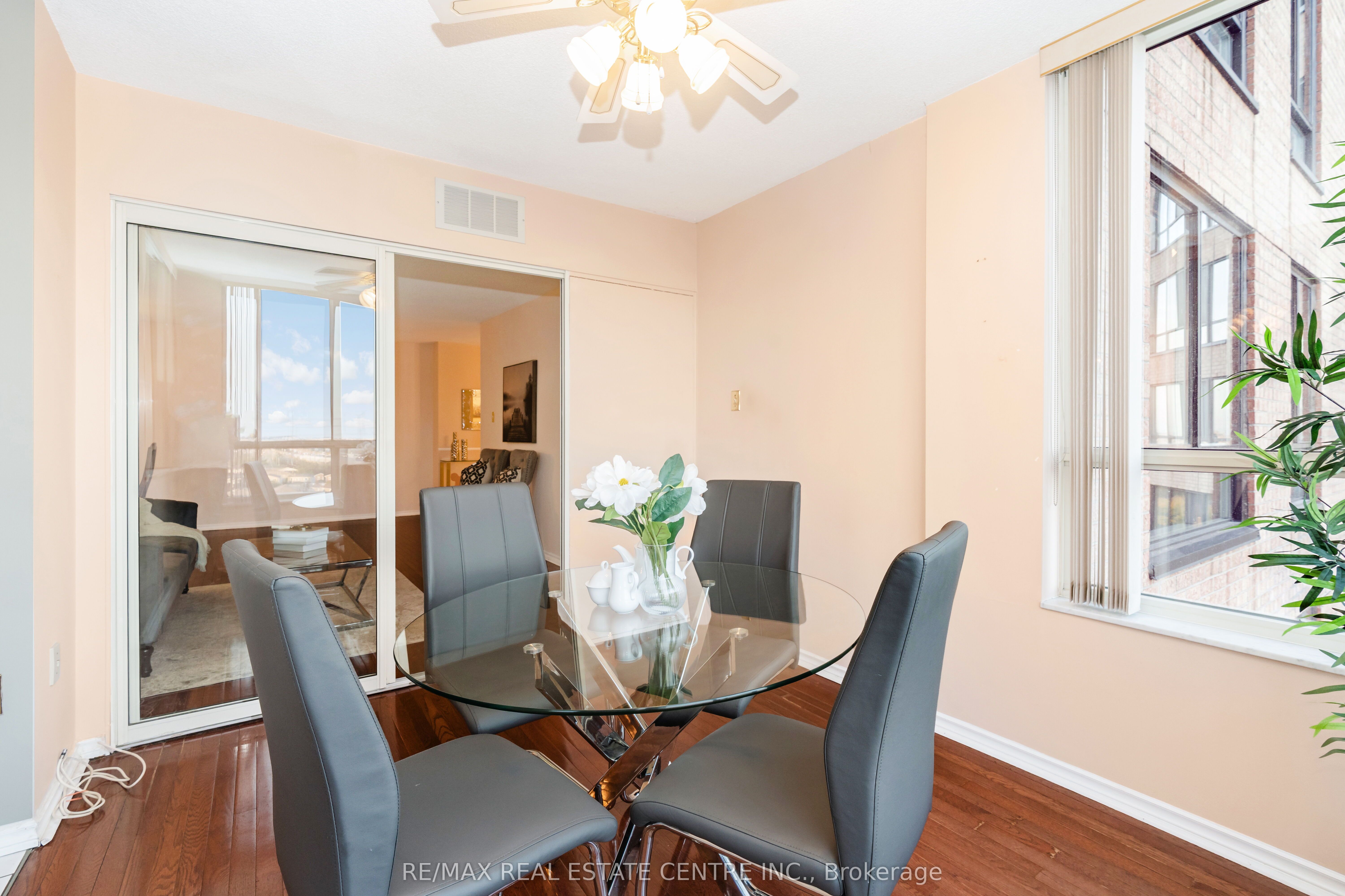 20 Cherrytree Drive 802 Property Photo 21