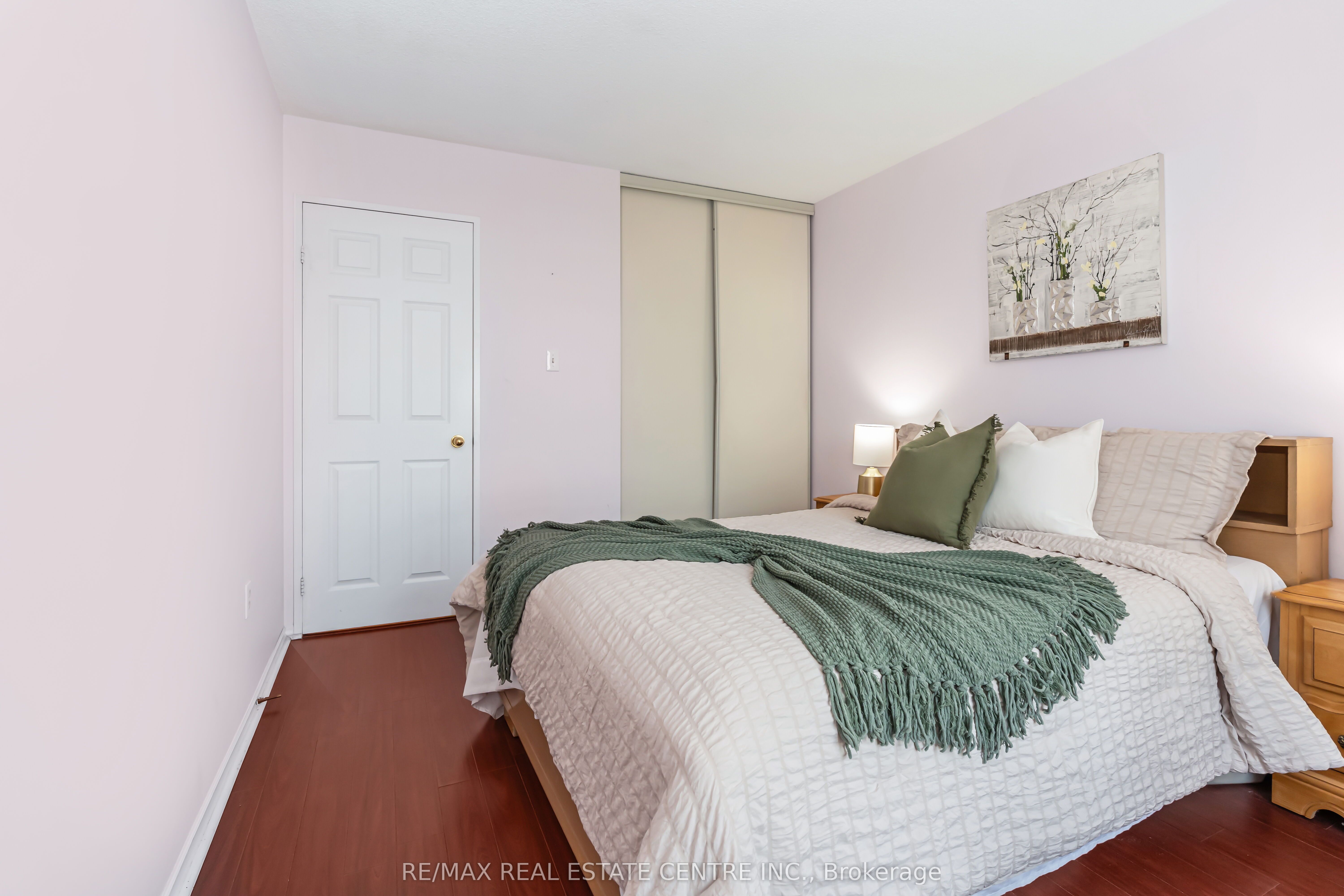 20 Cherrytree Drive 802 Property Photo 25