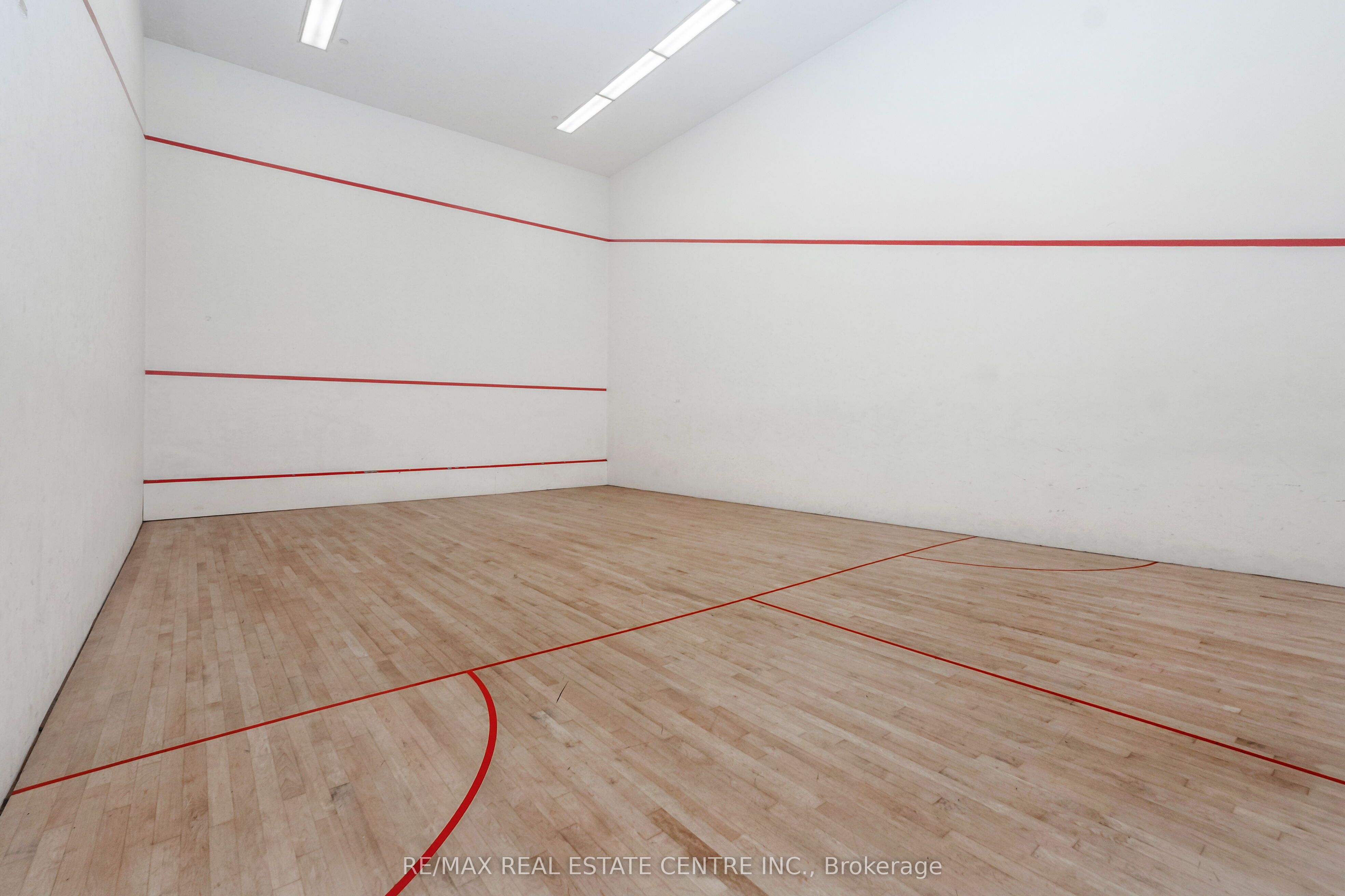 20 Cherrytree Drive 802 Property Photo 41