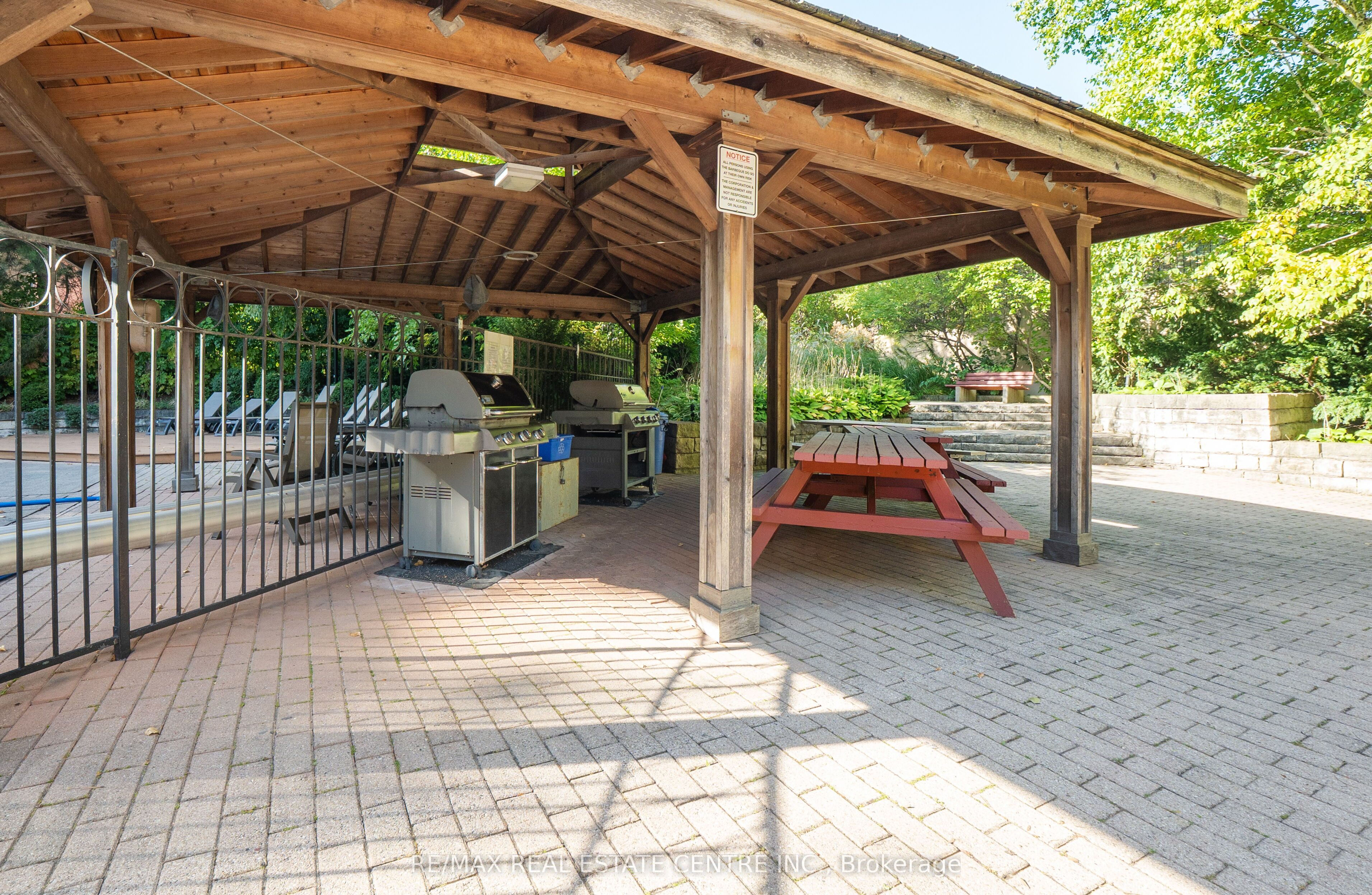 20 Cherrytree Drive 802 Property Photo 45