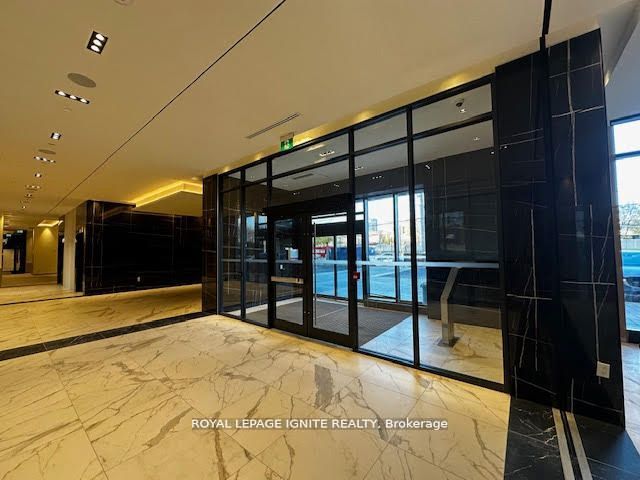 202 Burnhamthorpe Road E 1903 Property Photo 35