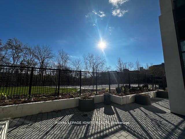 202 Burnhamthorpe Road E 1903 Property Photo 36