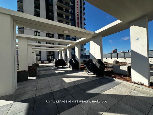 202 Burnhamthorpe Road E 1903 Property Photo 38