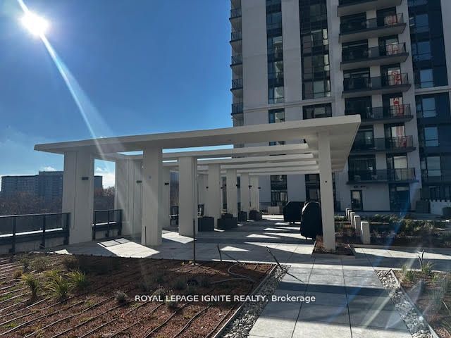 202 Burnhamthorpe Road E 1903 Property Photo 39