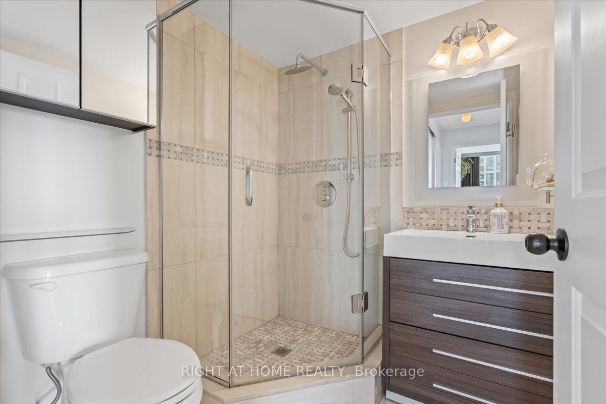 101 Subway Crescent 1011 Property Photo 27