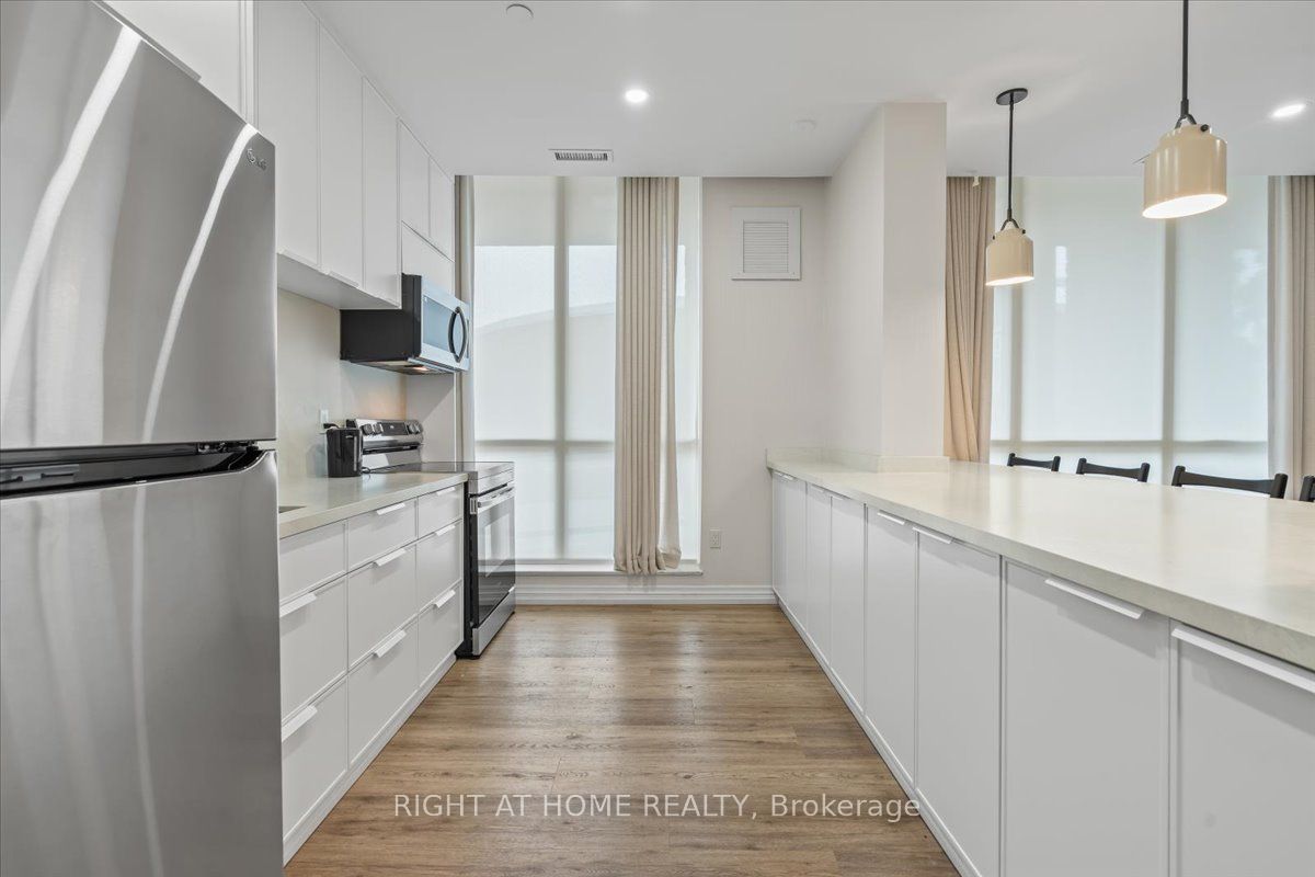 101 Subway Crescent 1011 Property Photo 31