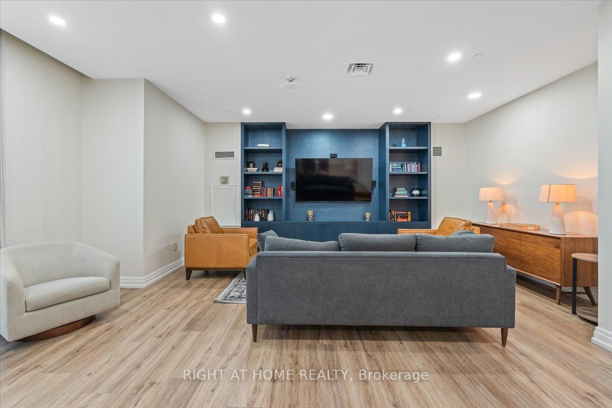 101 Subway Crescent 1011 Property Photo 33