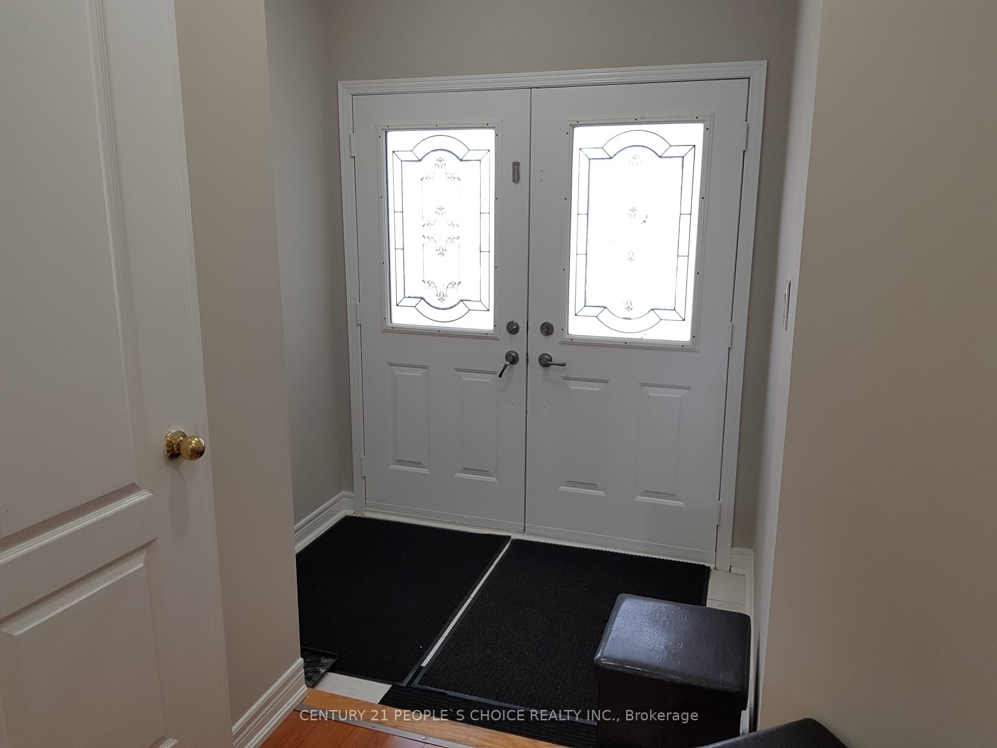 276 Pressed Brick Drive Property Photo 2