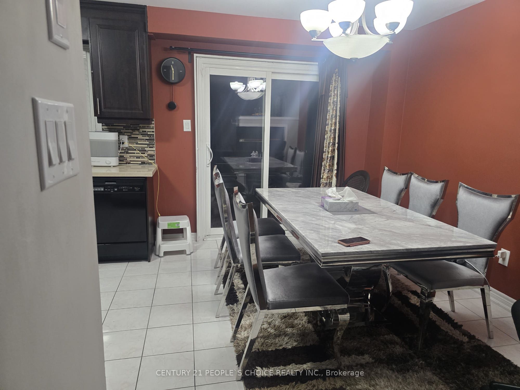 276 Pressed Brick Drive Property Photo 6