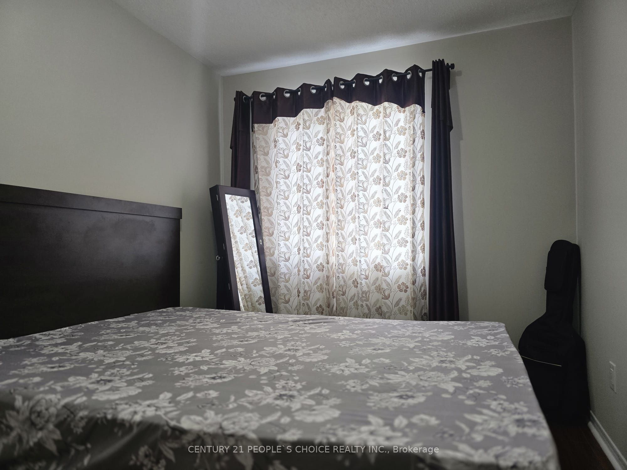 276 Pressed Brick Drive Property Photo 15