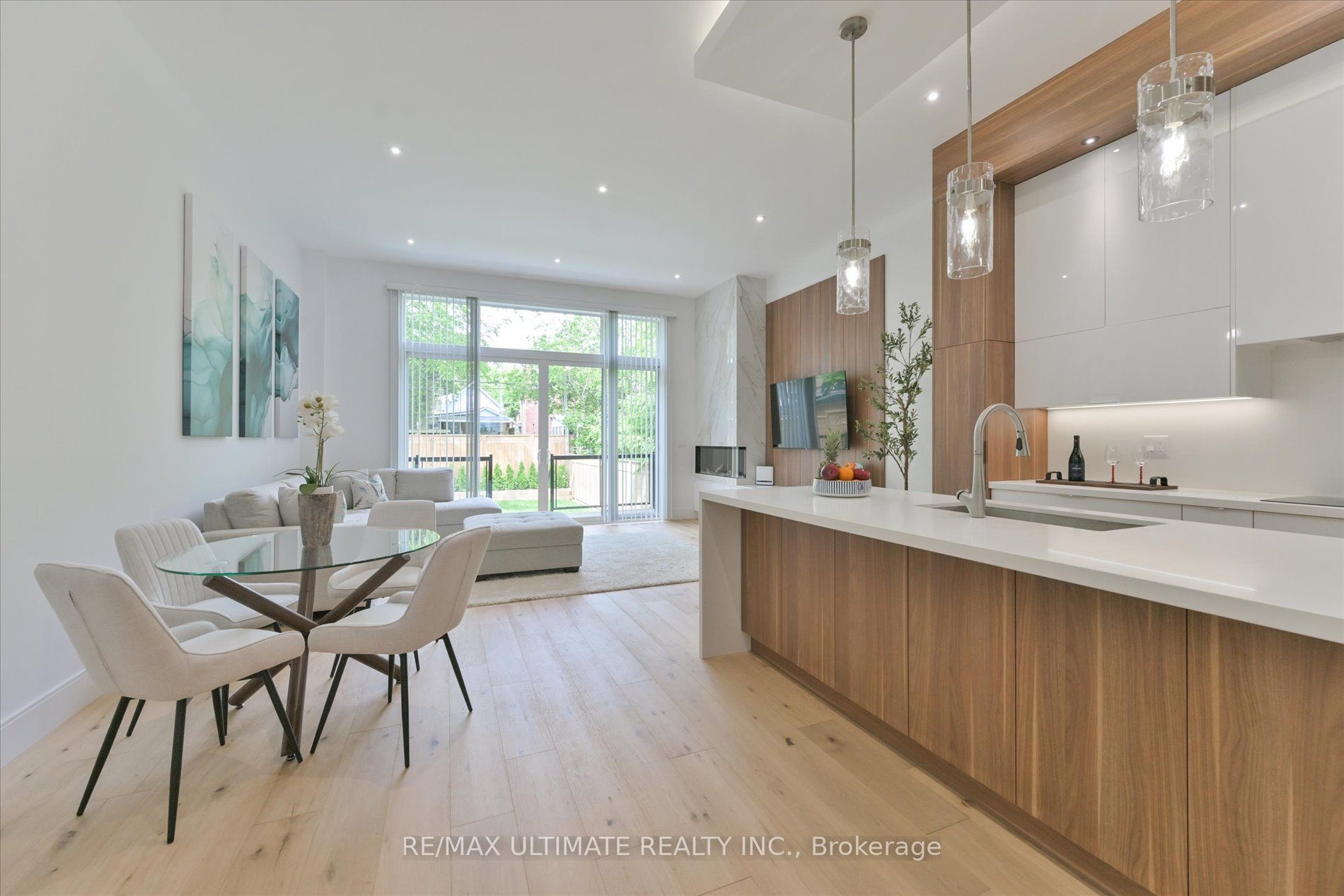 32 Thirty Eighth Street Property Photo 11