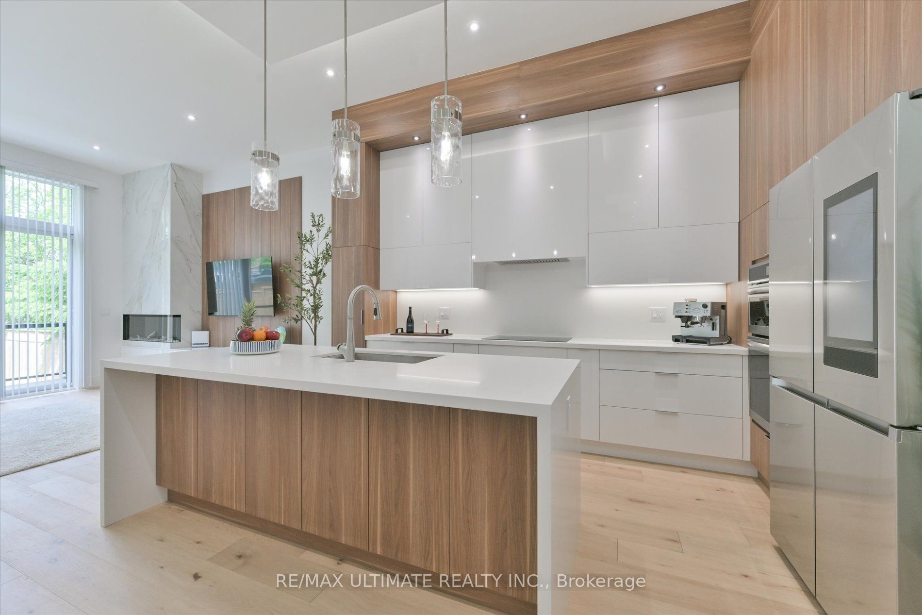 32 Thirty Eighth Street Property Photo 12