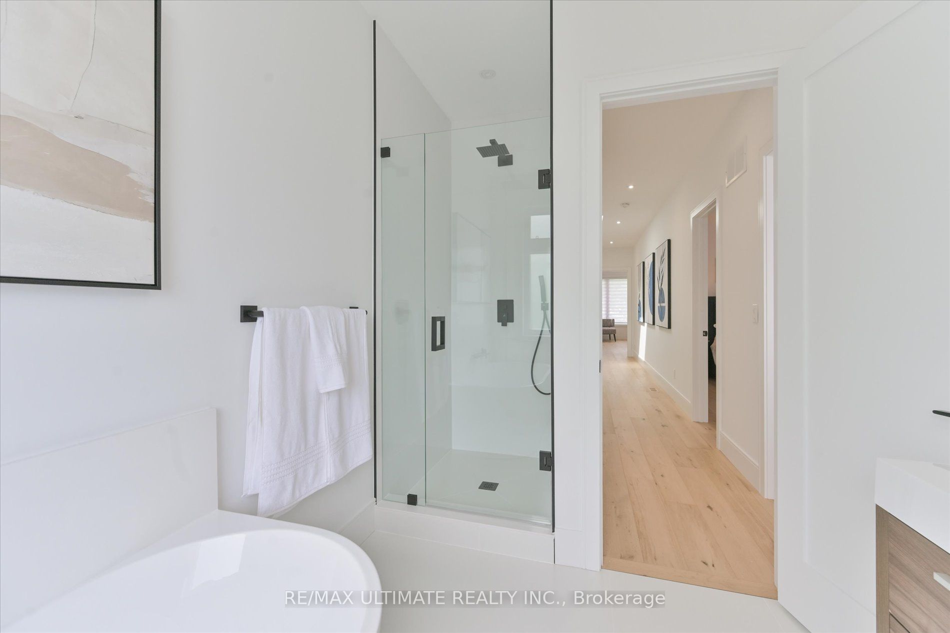 32 Thirty Eighth Street Property Photo 34