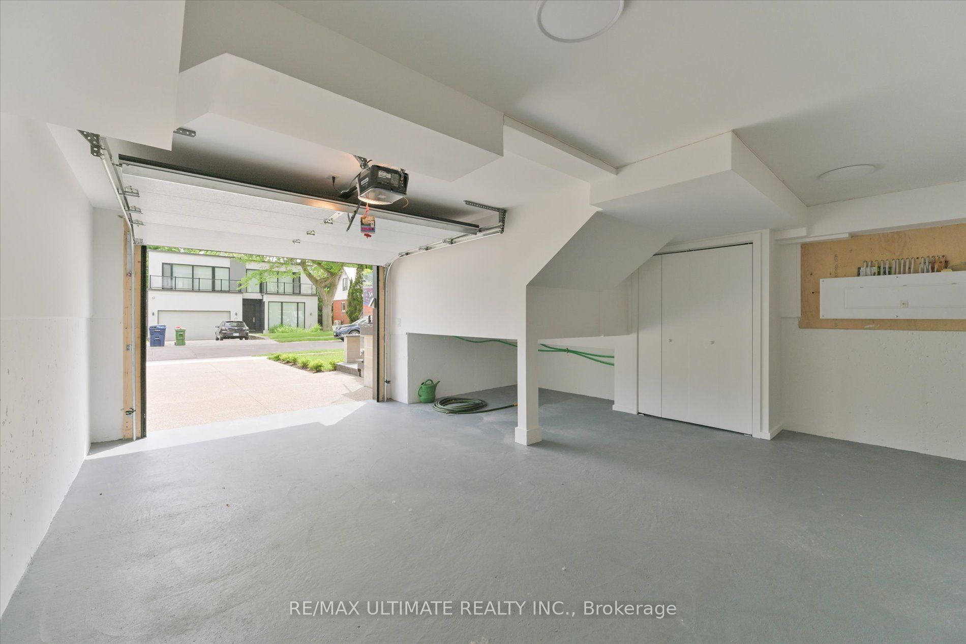 32 Thirty Eighth Street Property Photo 41