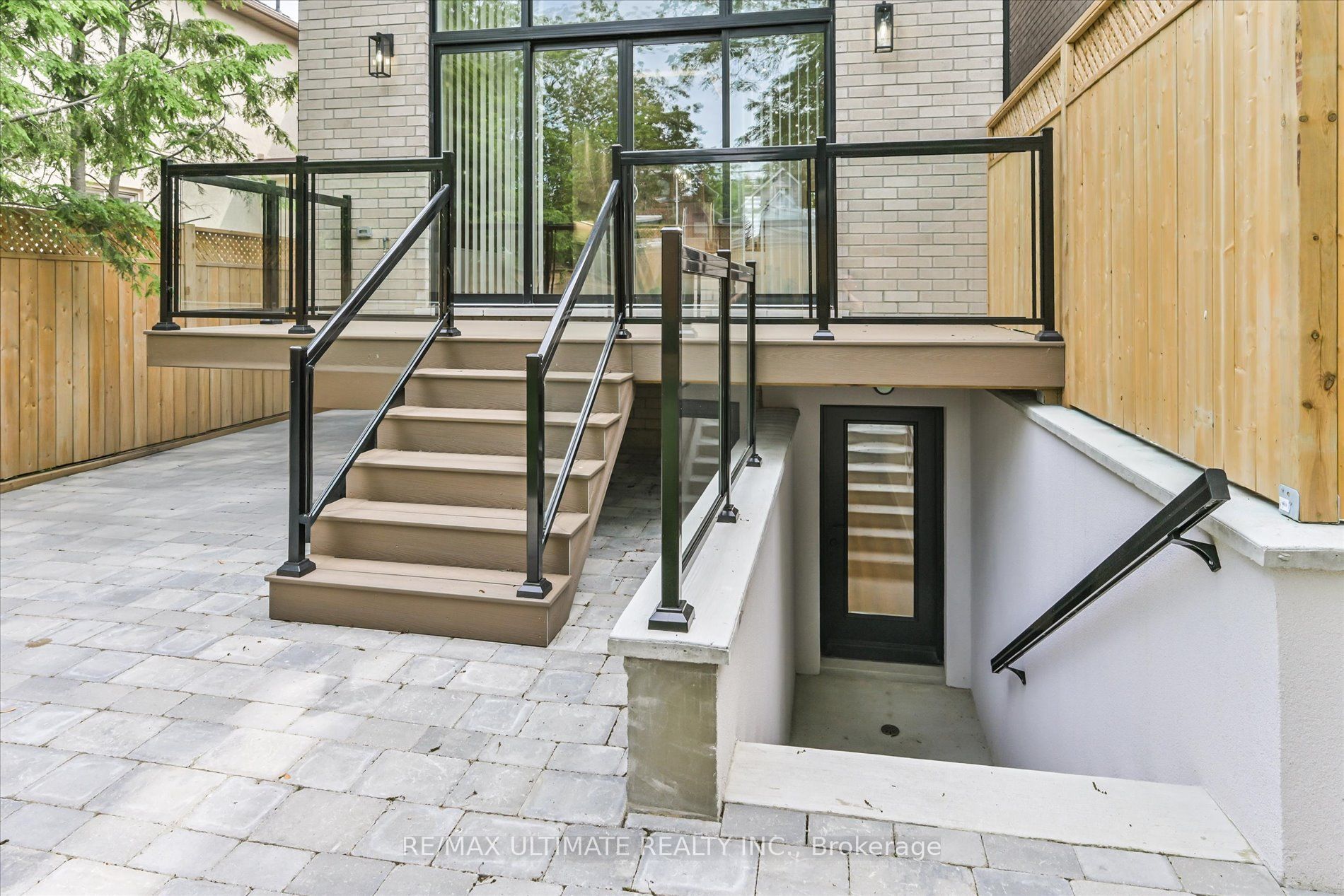 32 Thirty Eighth Street Property Photo 43