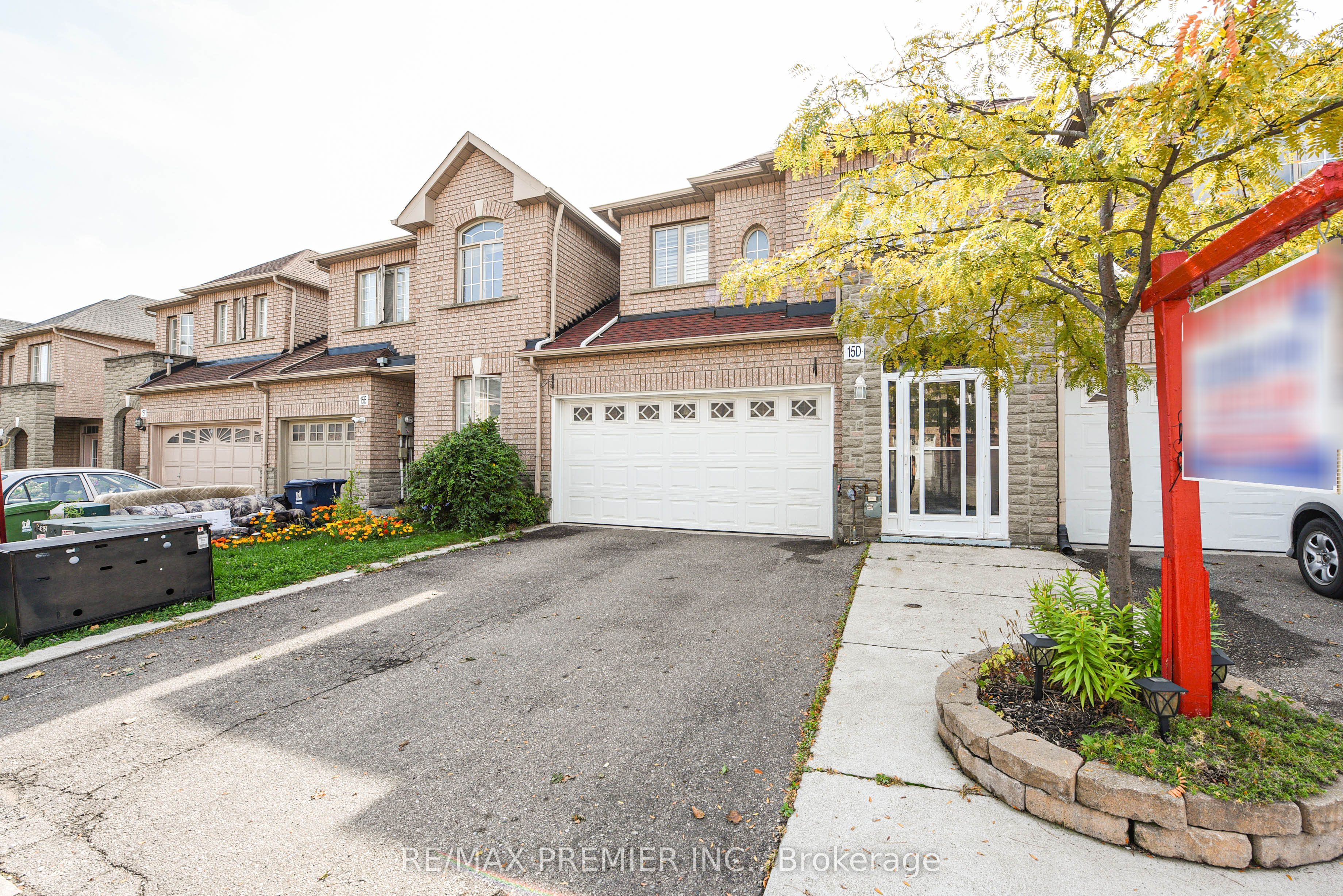 15d View Green Crescent Property Photo 2