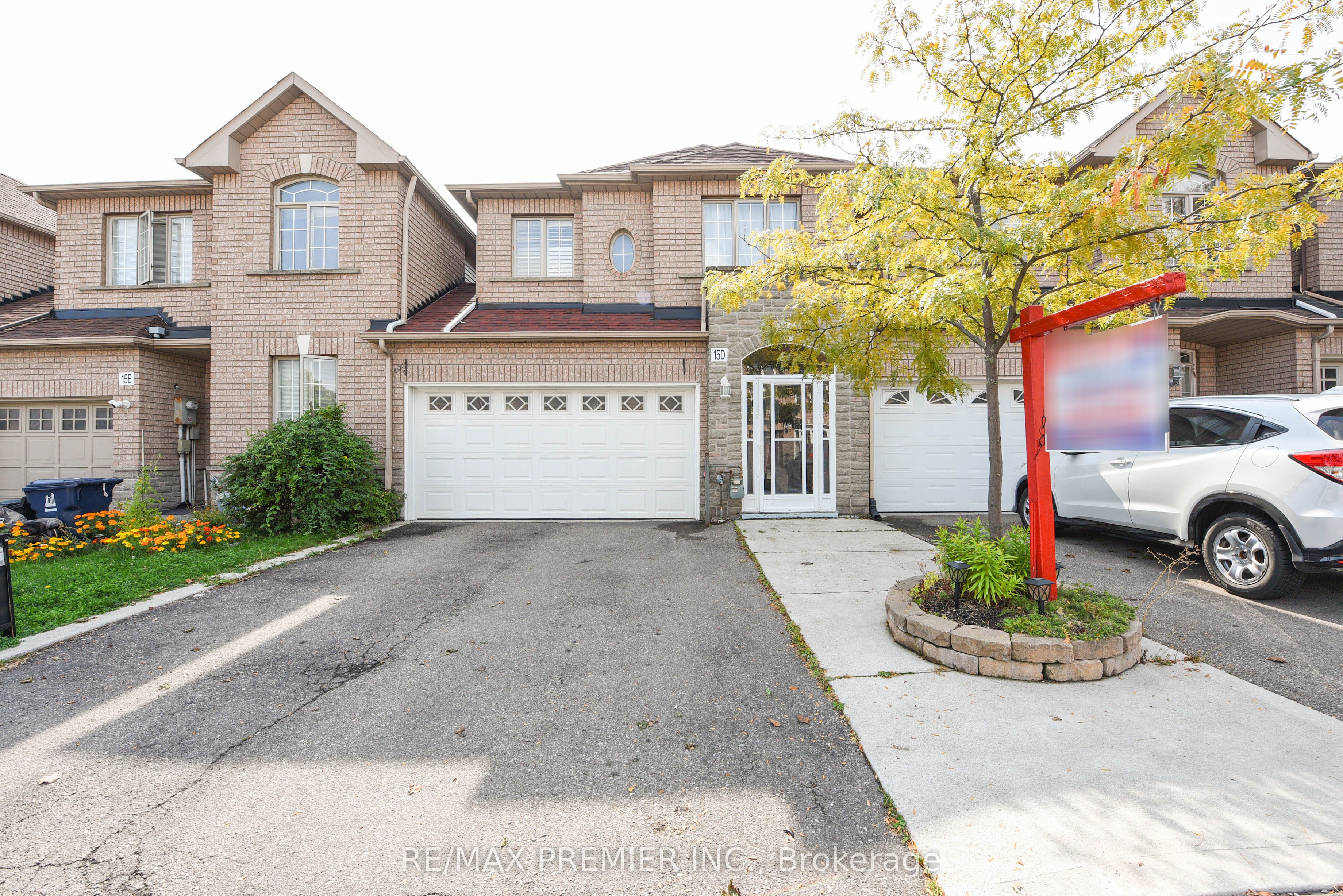 15d View Green Crescent Property Photo 3