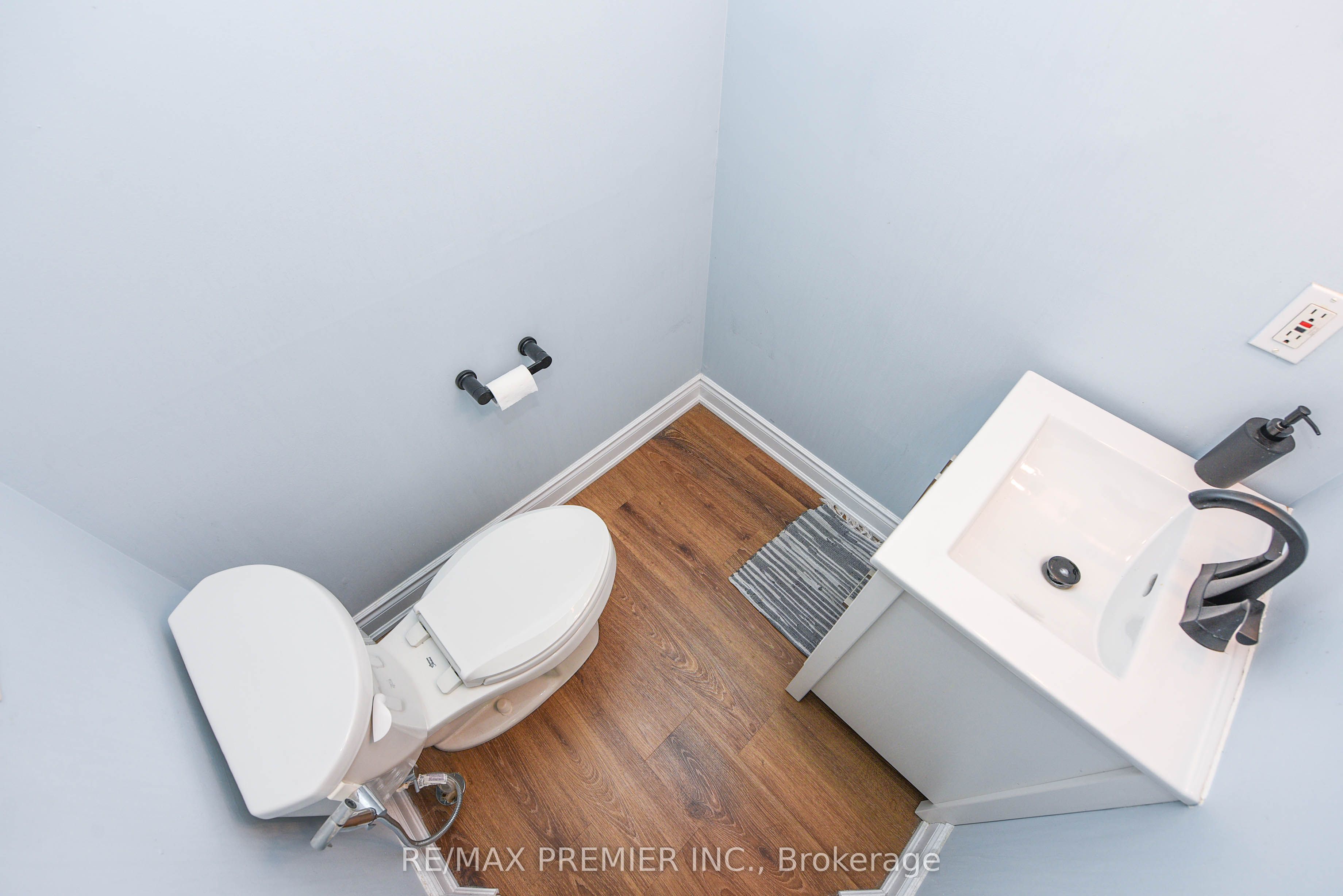 15d View Green Crescent Property Photo 8