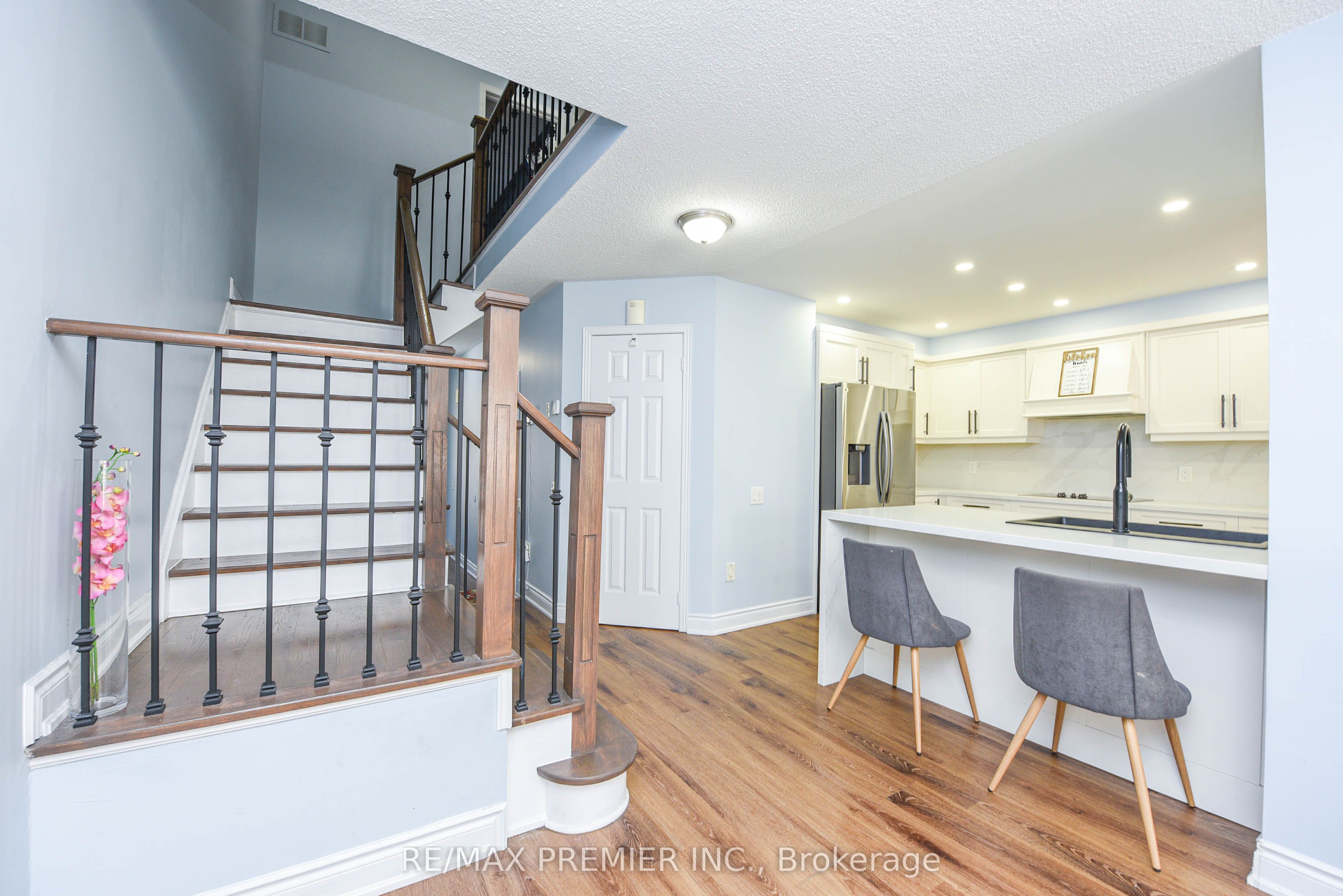 15d View Green Crescent Property Photo 13