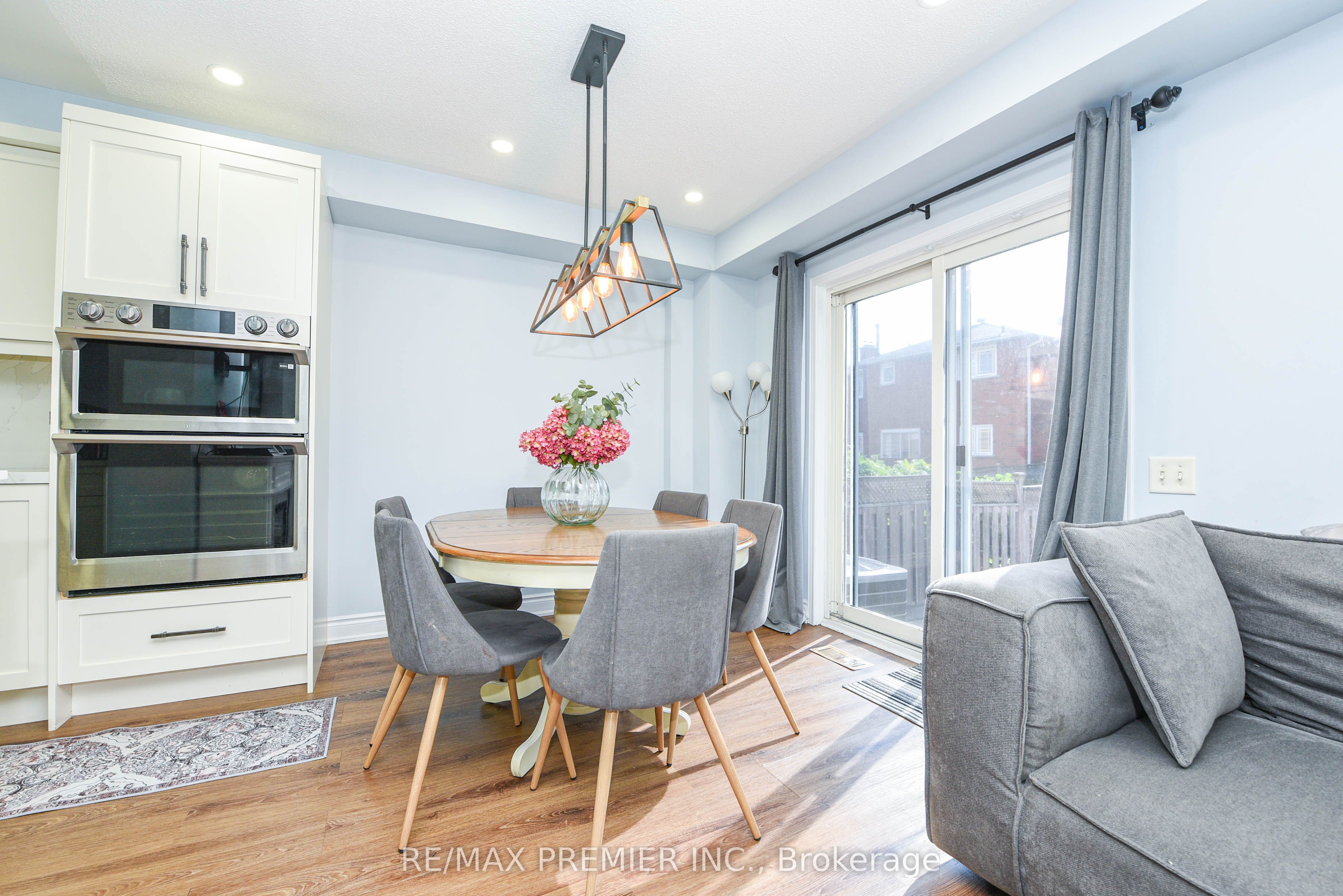 15d View Green Crescent Property Photo 14