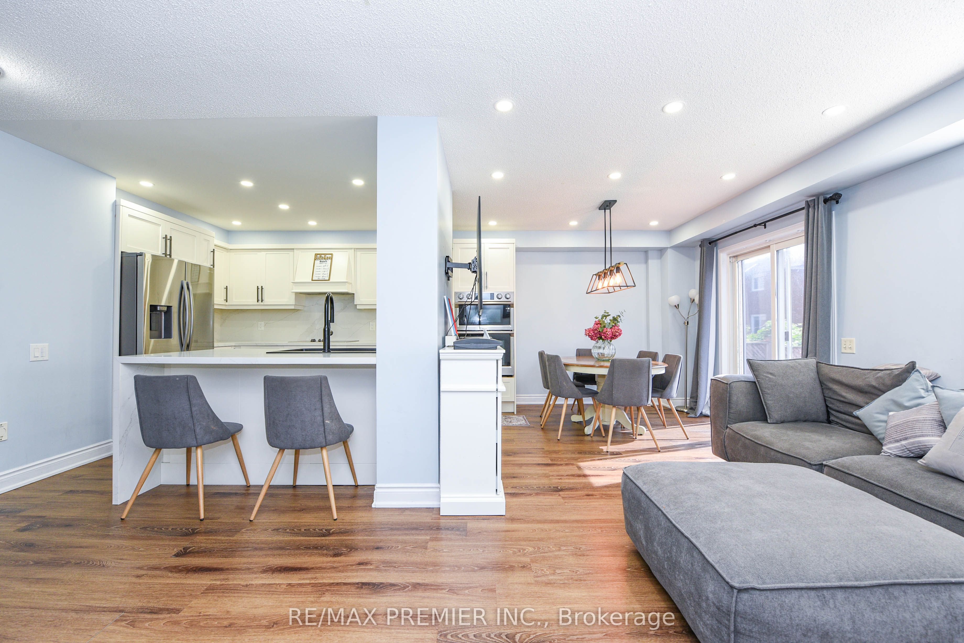 15d View Green Crescent Property Photo 21