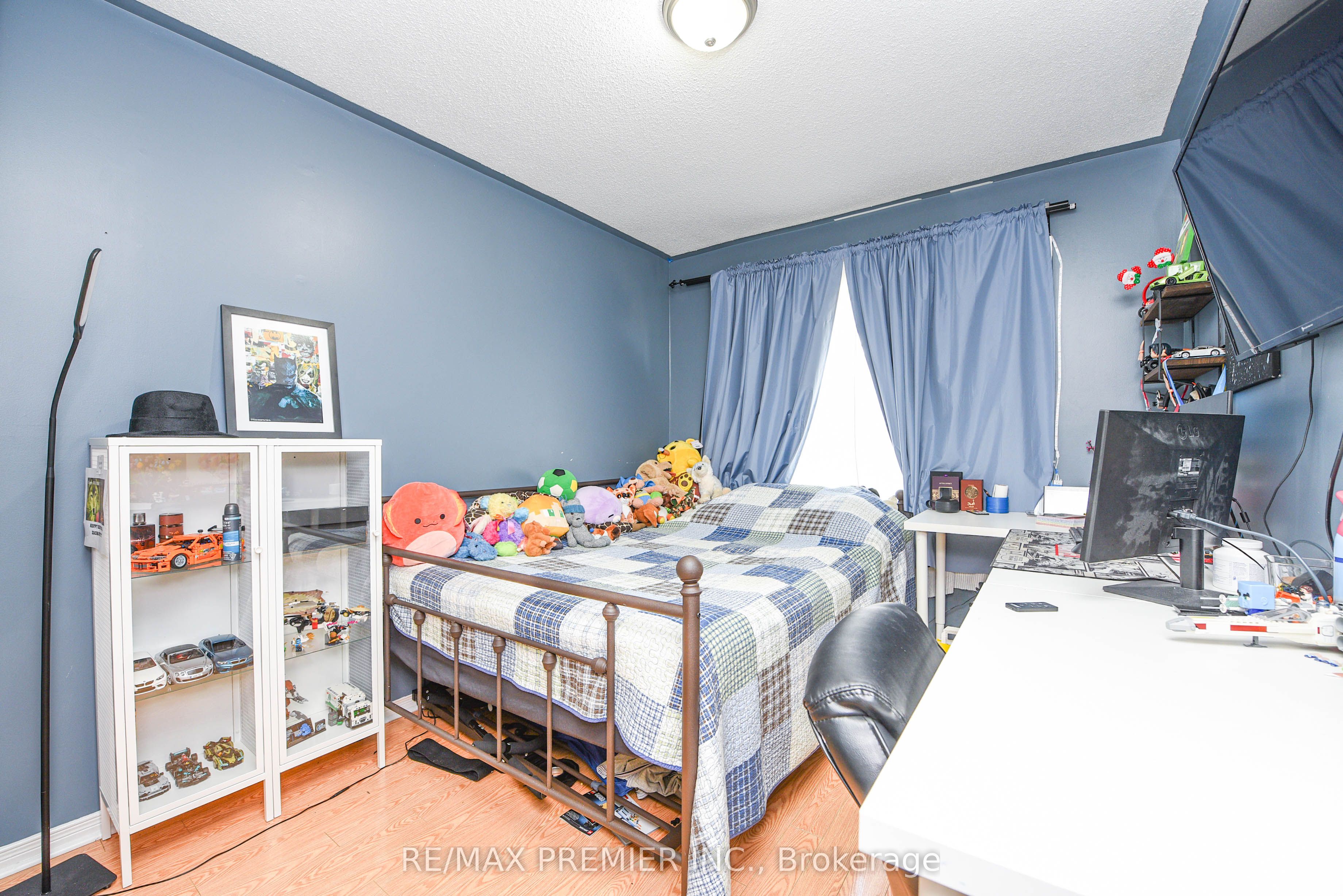 15d View Green Crescent Property Photo 25