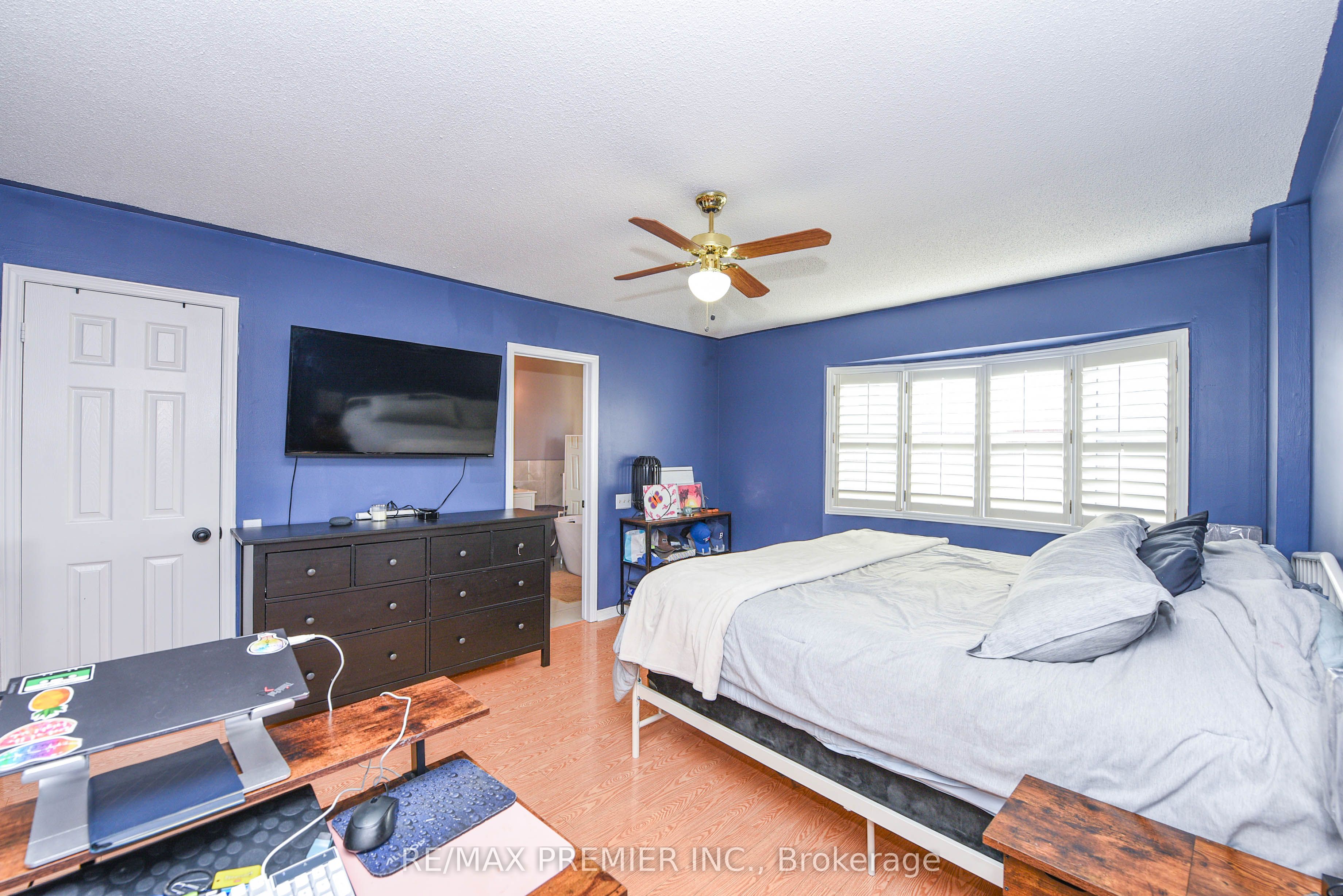 15d View Green Crescent Property Photo 35