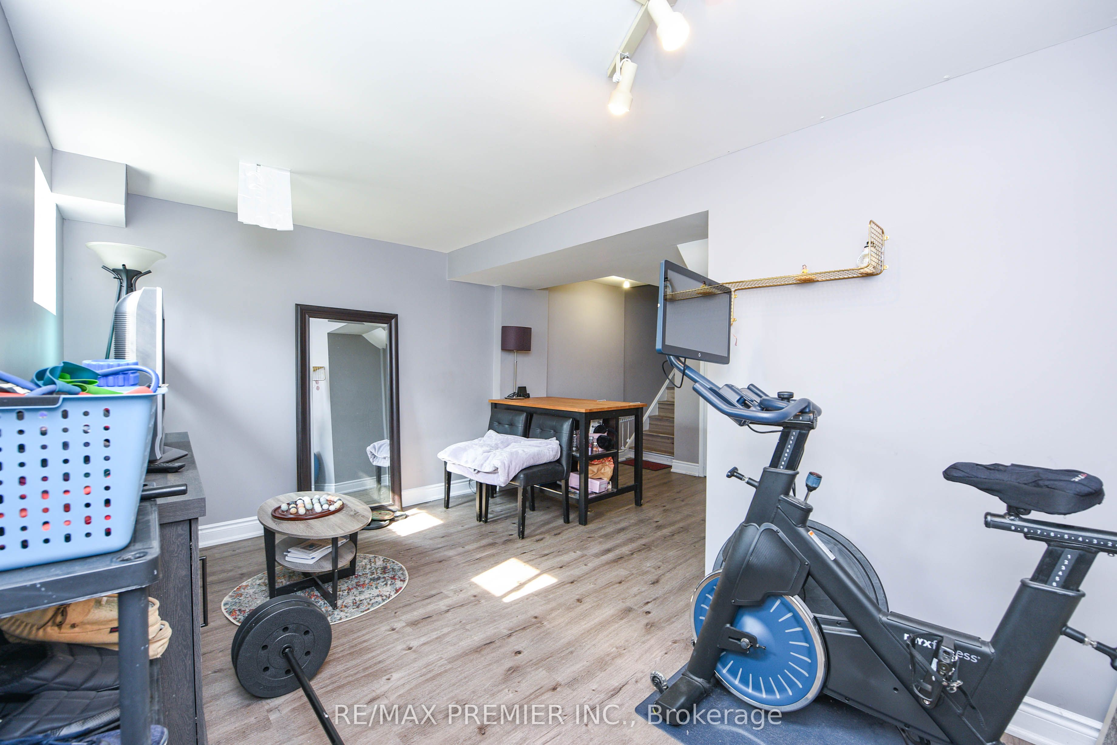 15d View Green Crescent Property Photo 44