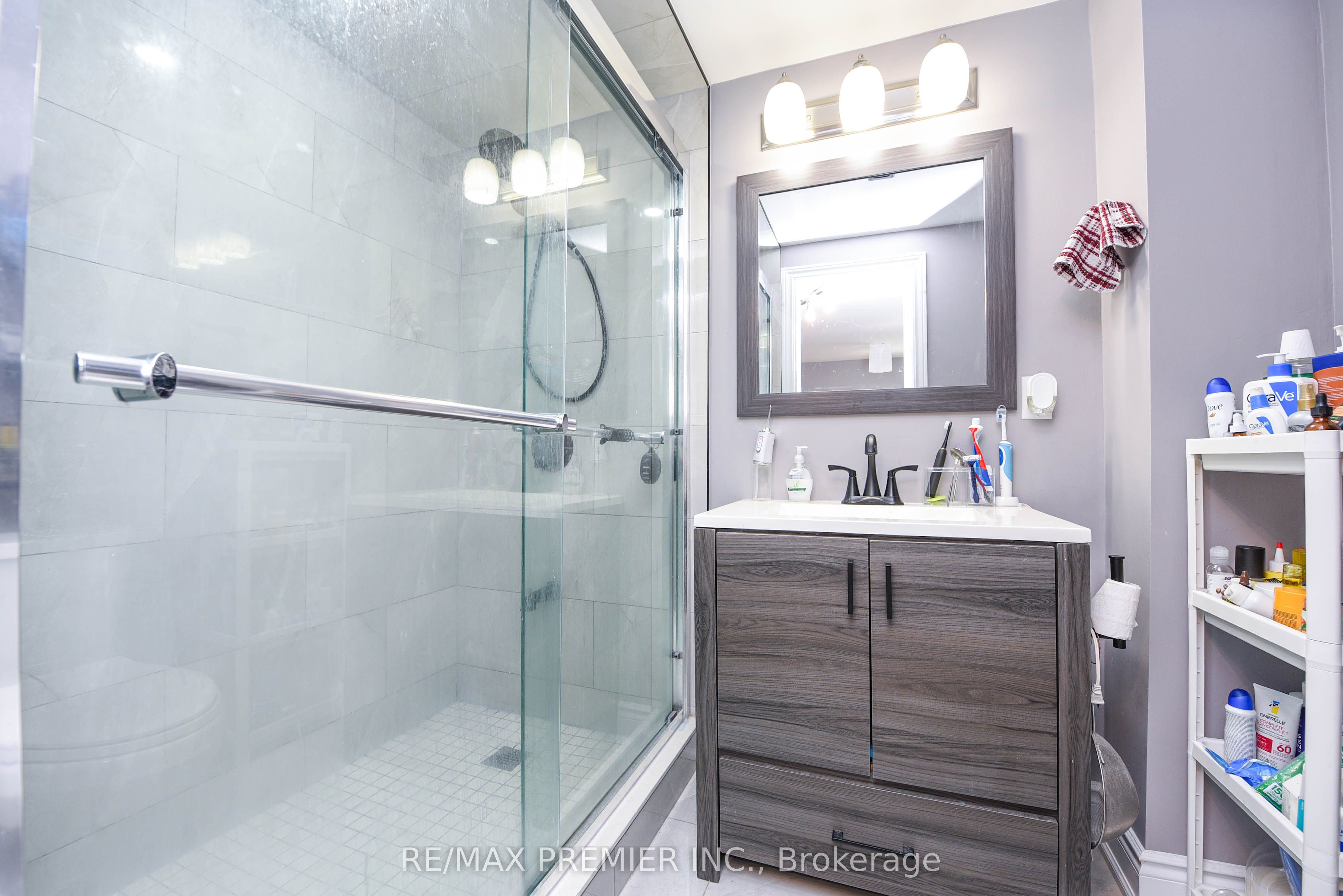 15d View Green Crescent Property Photo 46