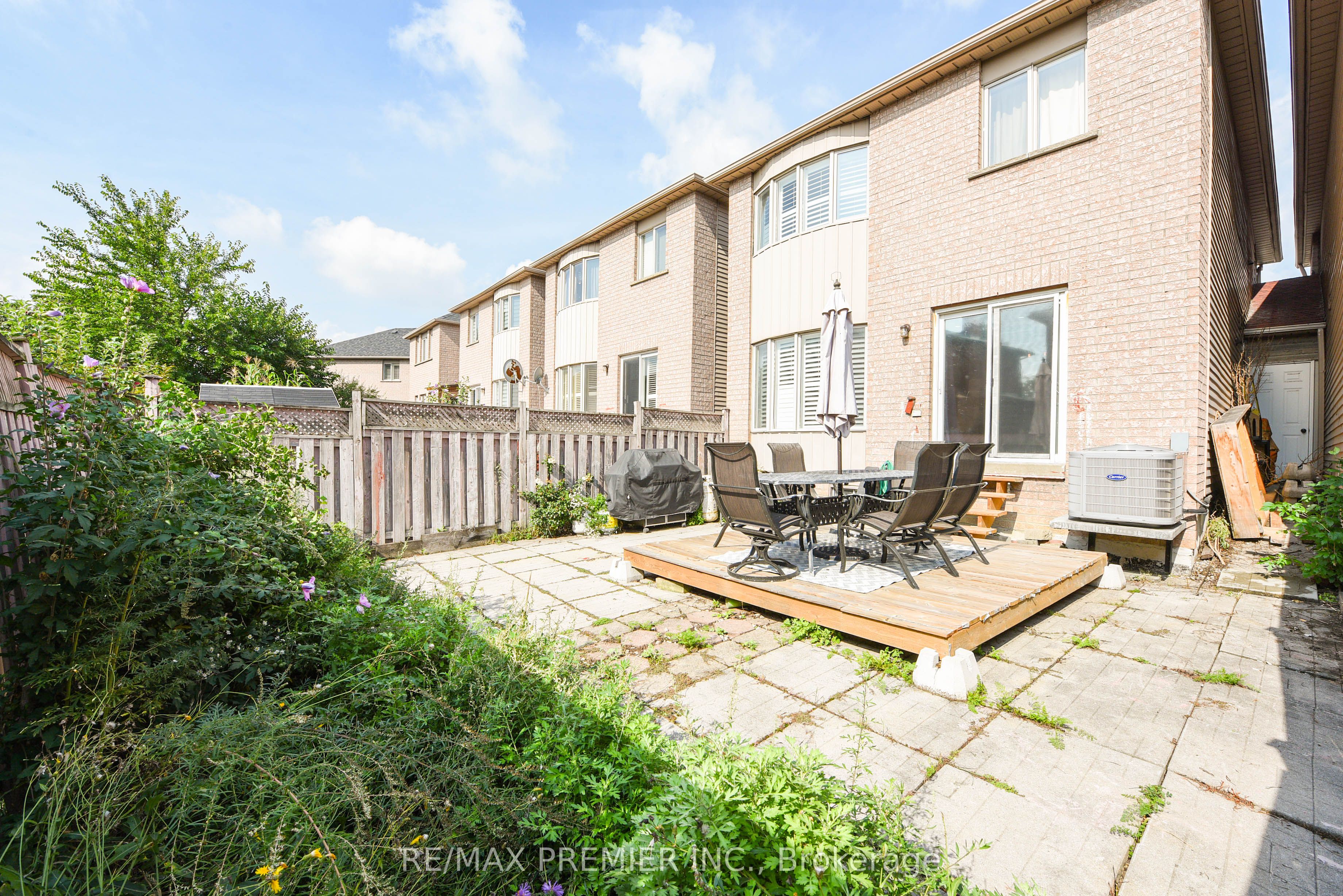 15d View Green Crescent Property Photo 48