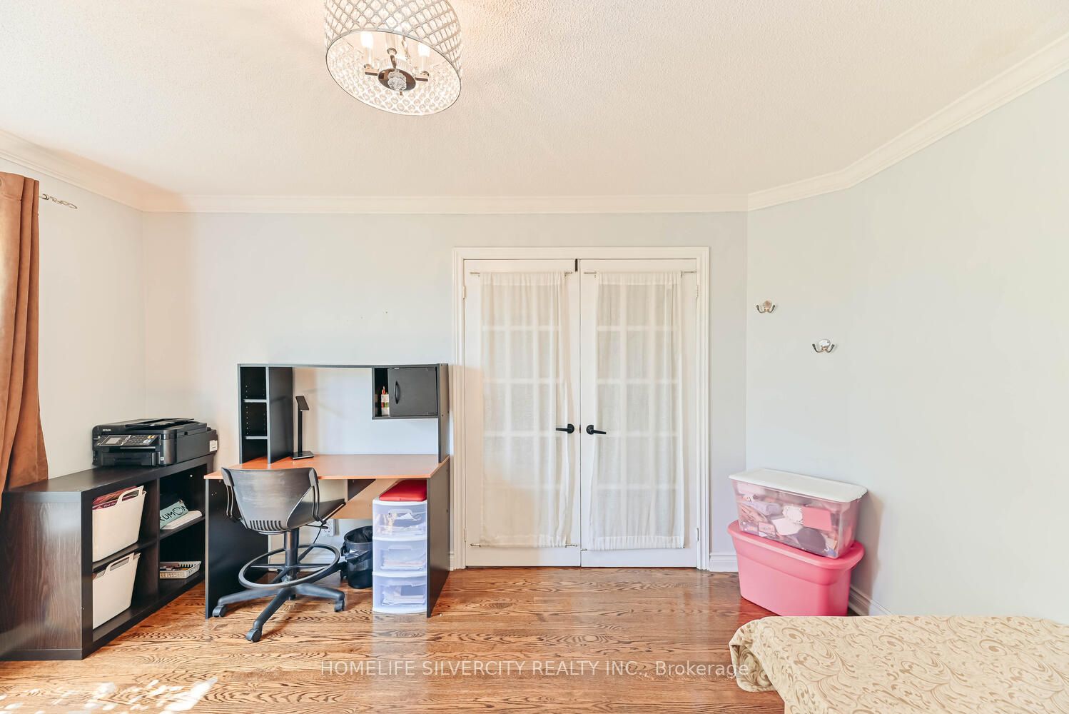 18805 Willoghby Road Property Photo 7