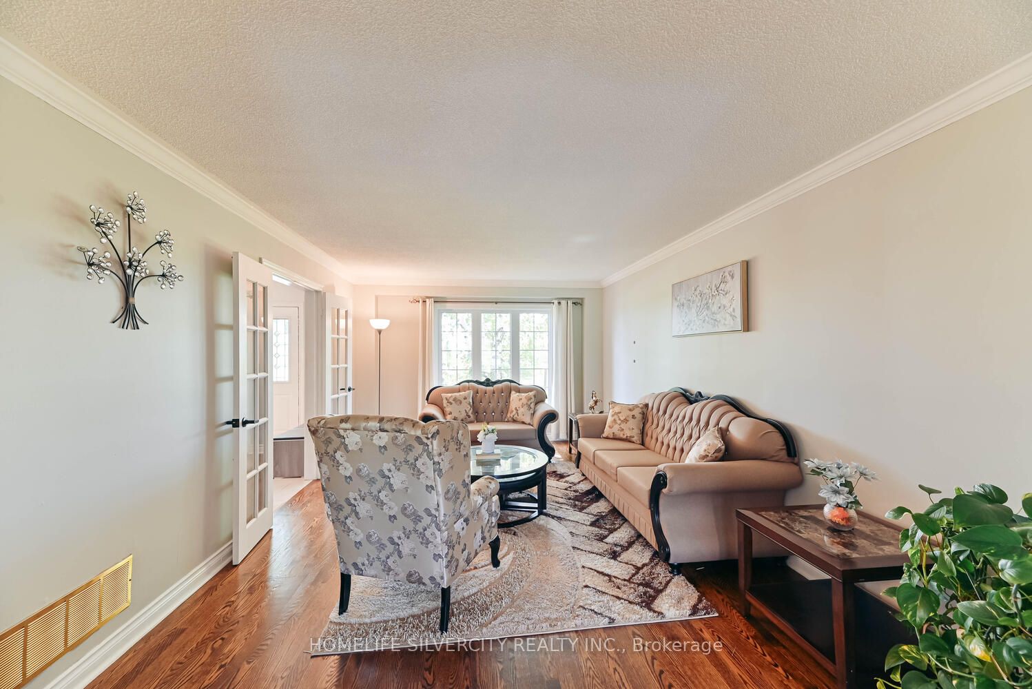 18805 Willoghby Road Property Photo 9