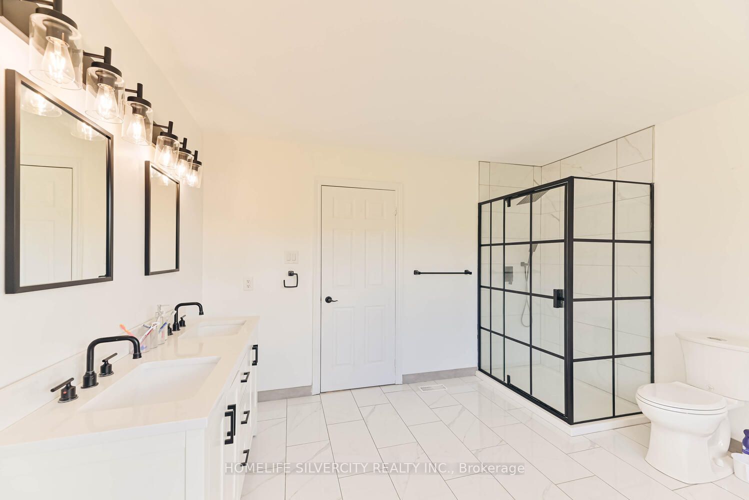18805 Willoghby Road Property Photo 28