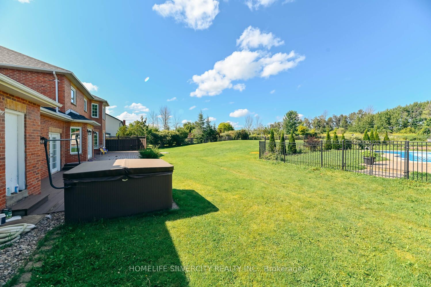 18805 Willoghby Road Property Photo 35