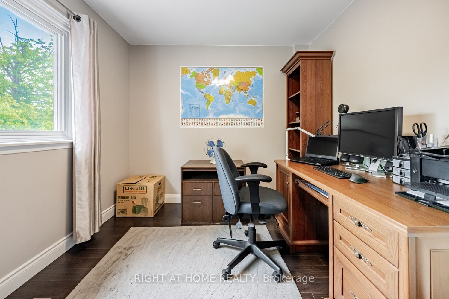 345 Ne Meadows Boulevard W 19 Property Photo 27