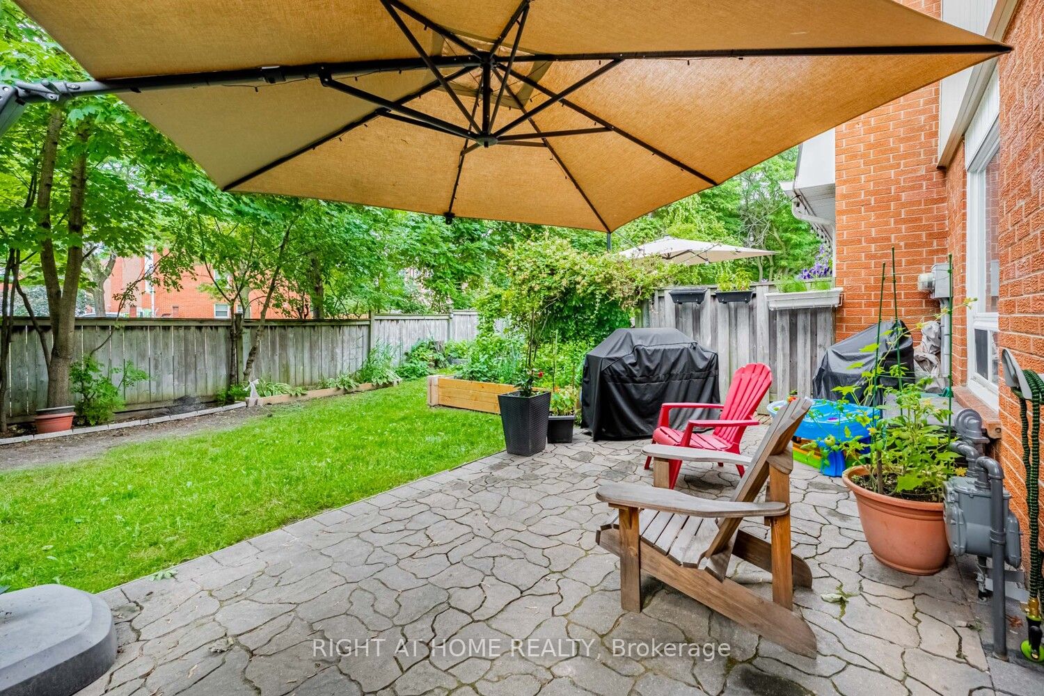 345 Ne Meadows Boulevard W 19 Property Photo 31