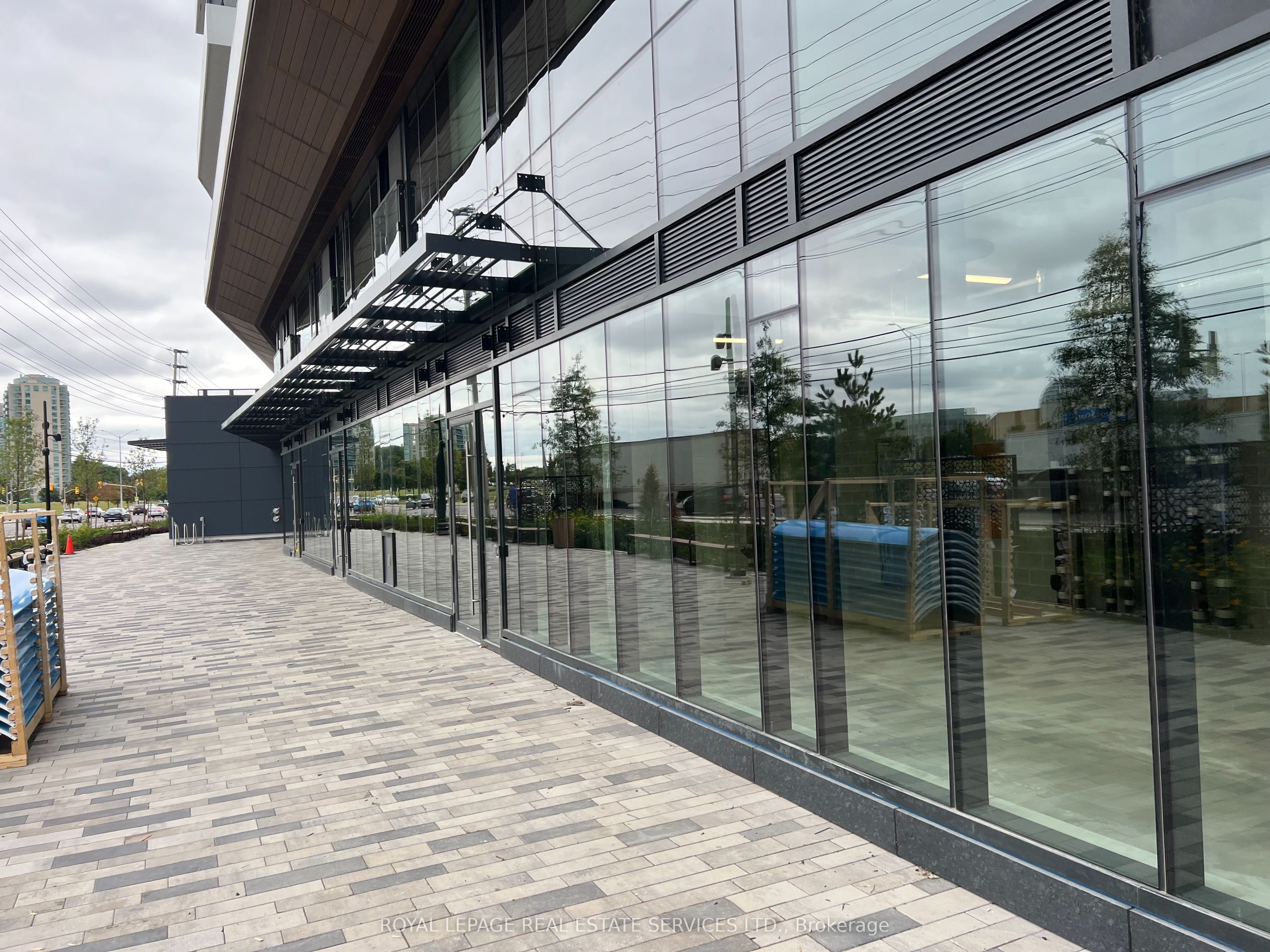 2475 Eglinton Ave W Property Photo 1