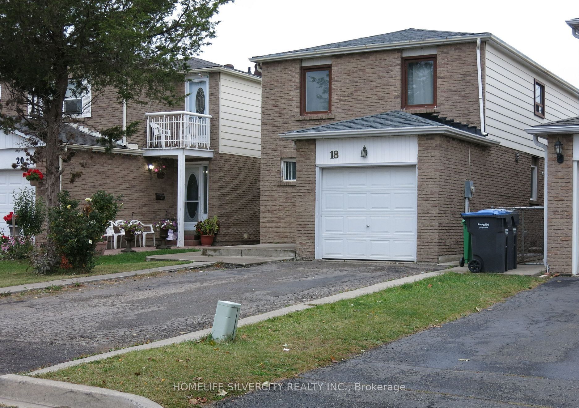 18 Pickard Ln Property Photo 1