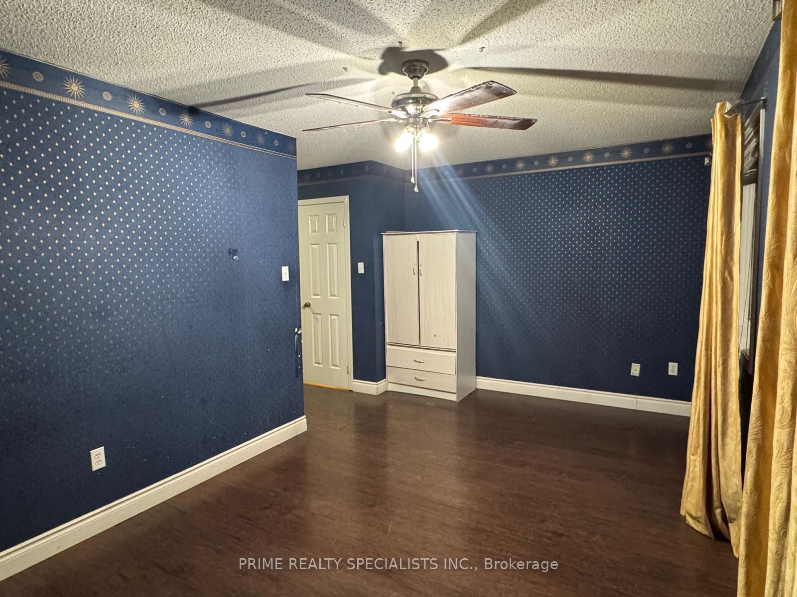 122 Olympia Crescent Property Photo 7