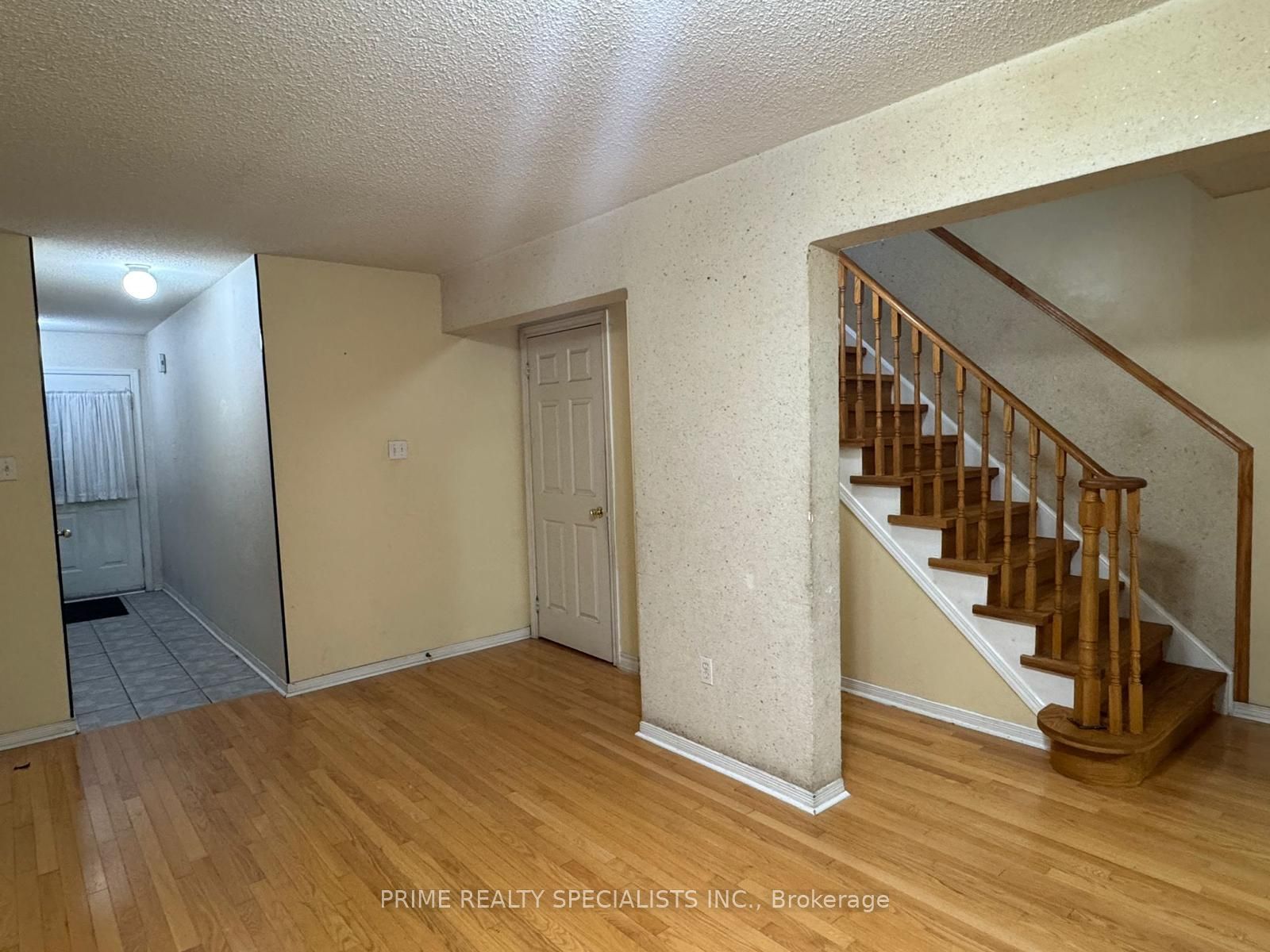 122 Olympia Crescent Property Photo 15