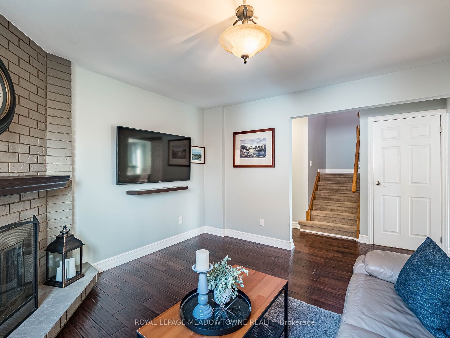 117 Fairglen Avenue Property Photo 7