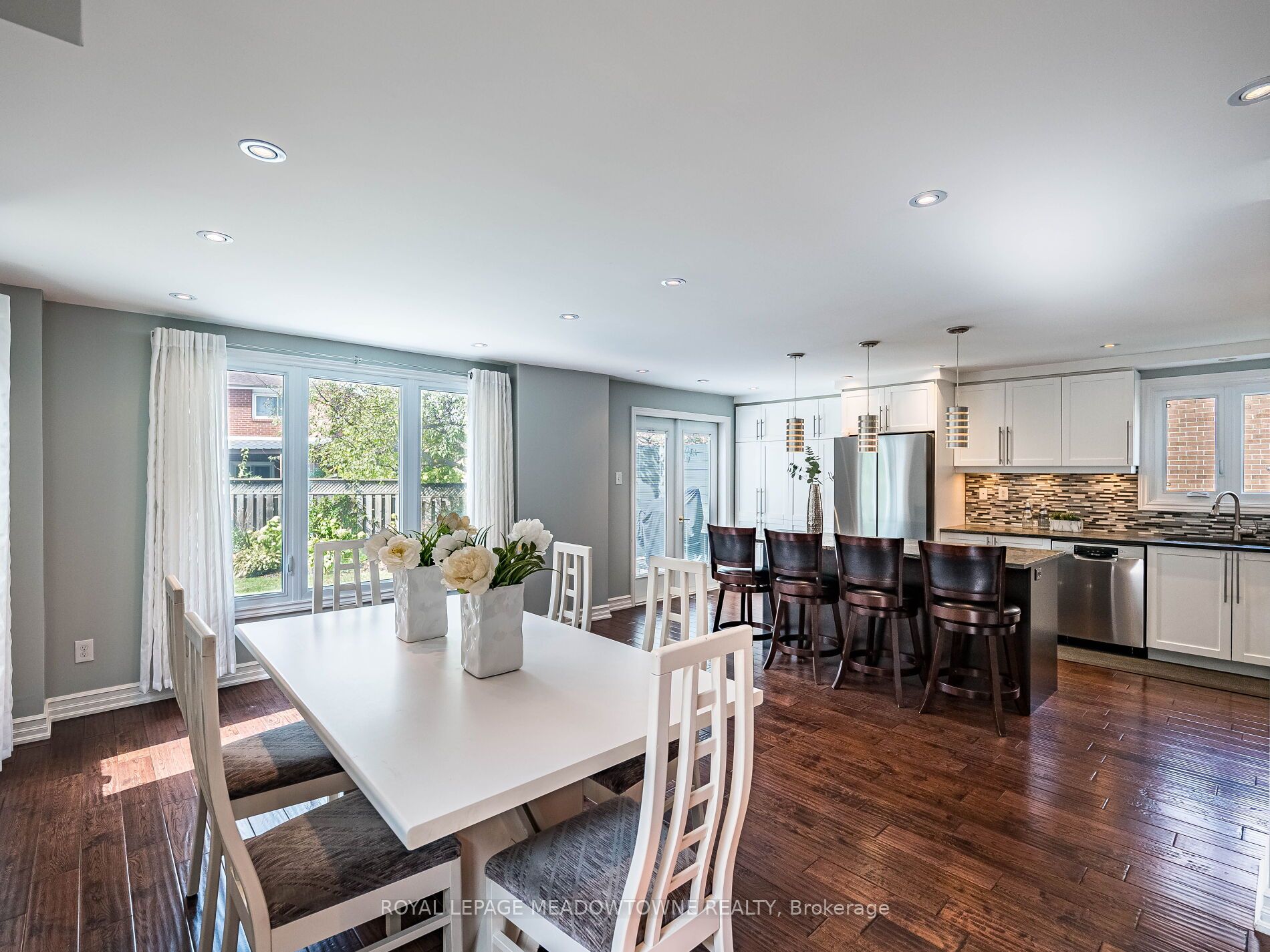 117 Fairglen Avenue Property Photo 9