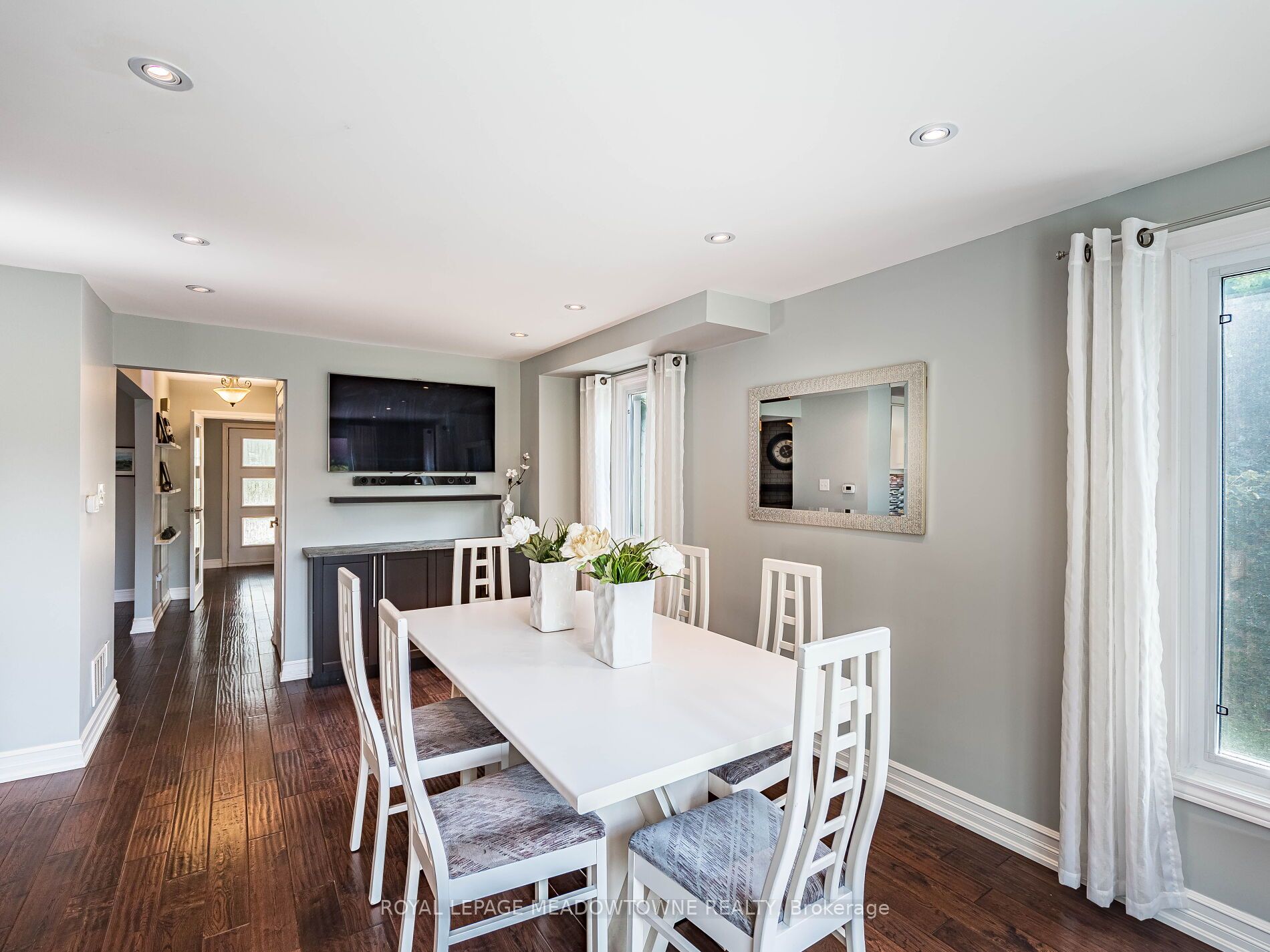 117 Fairglen Avenue Property Photo 12