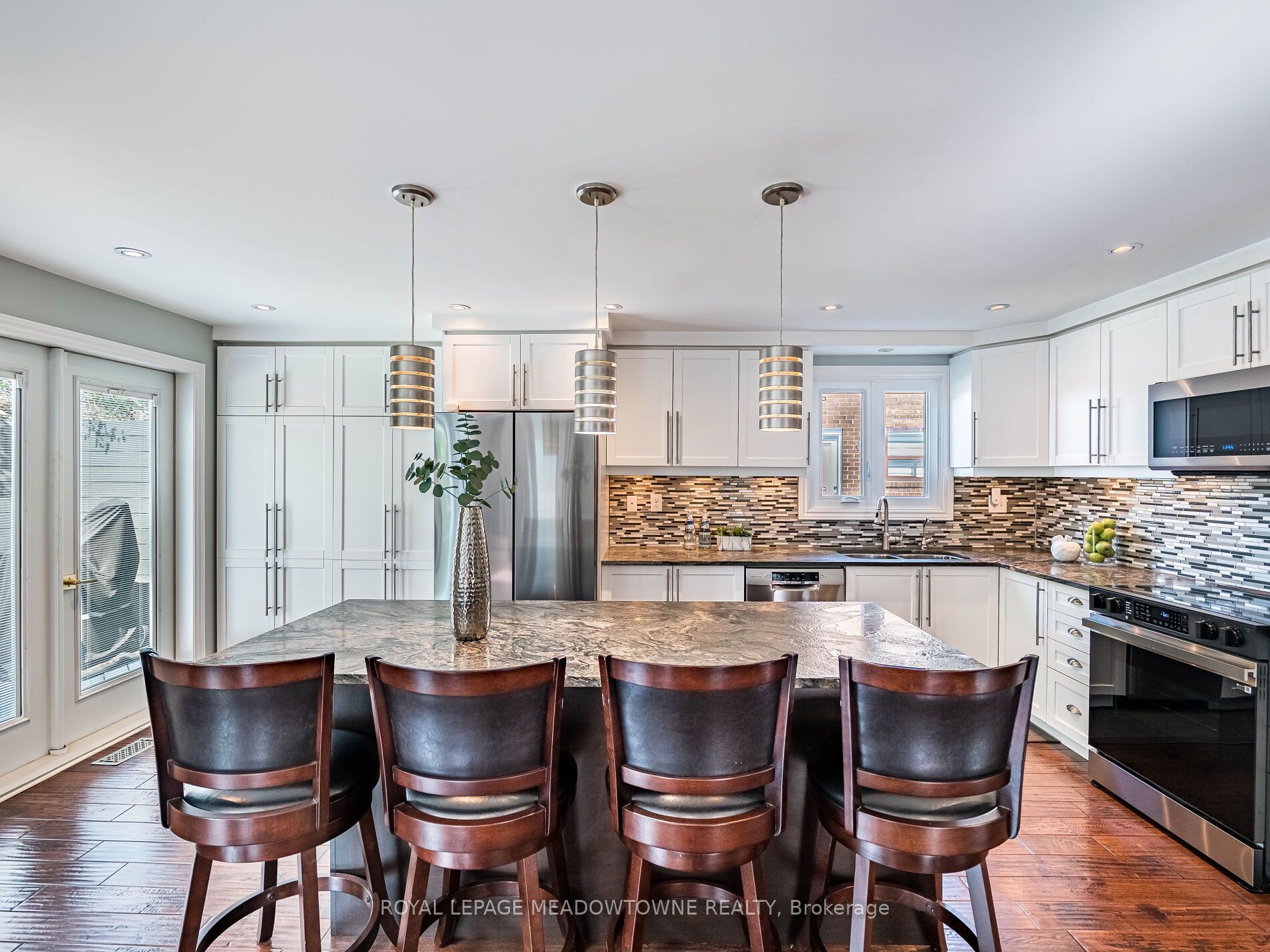 117 Fairglen Avenue Property Photo 17