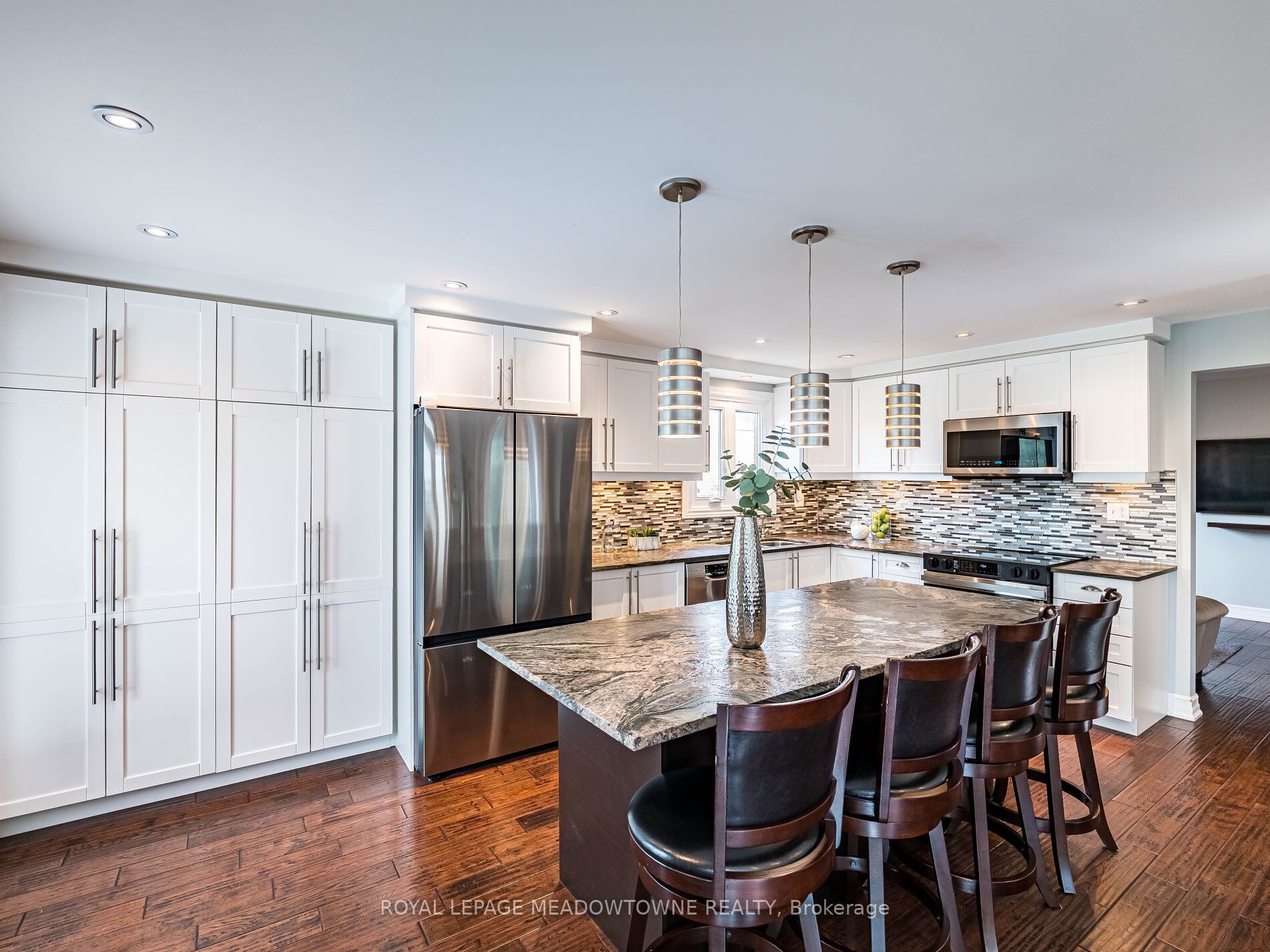 117 Fairglen Avenue Property Photo 19