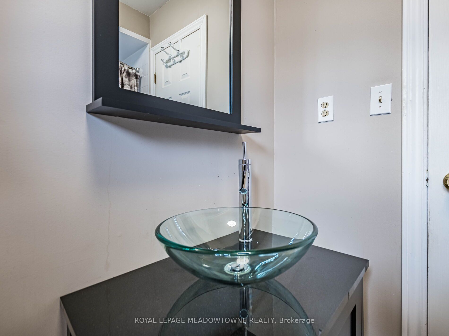 117 Fairglen Avenue Property Photo 36