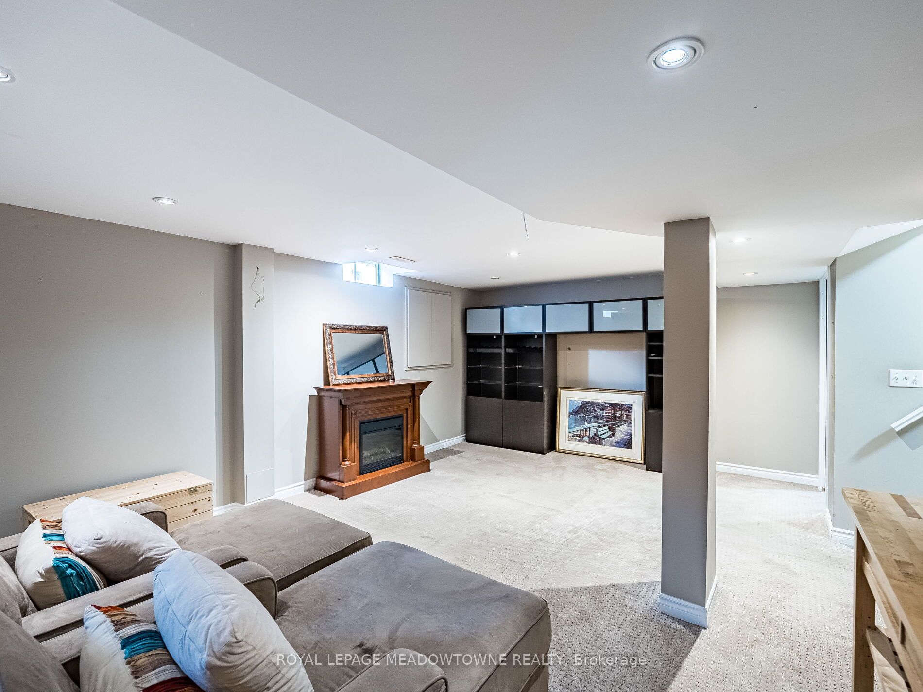 117 Fairglen Avenue Property Photo 37