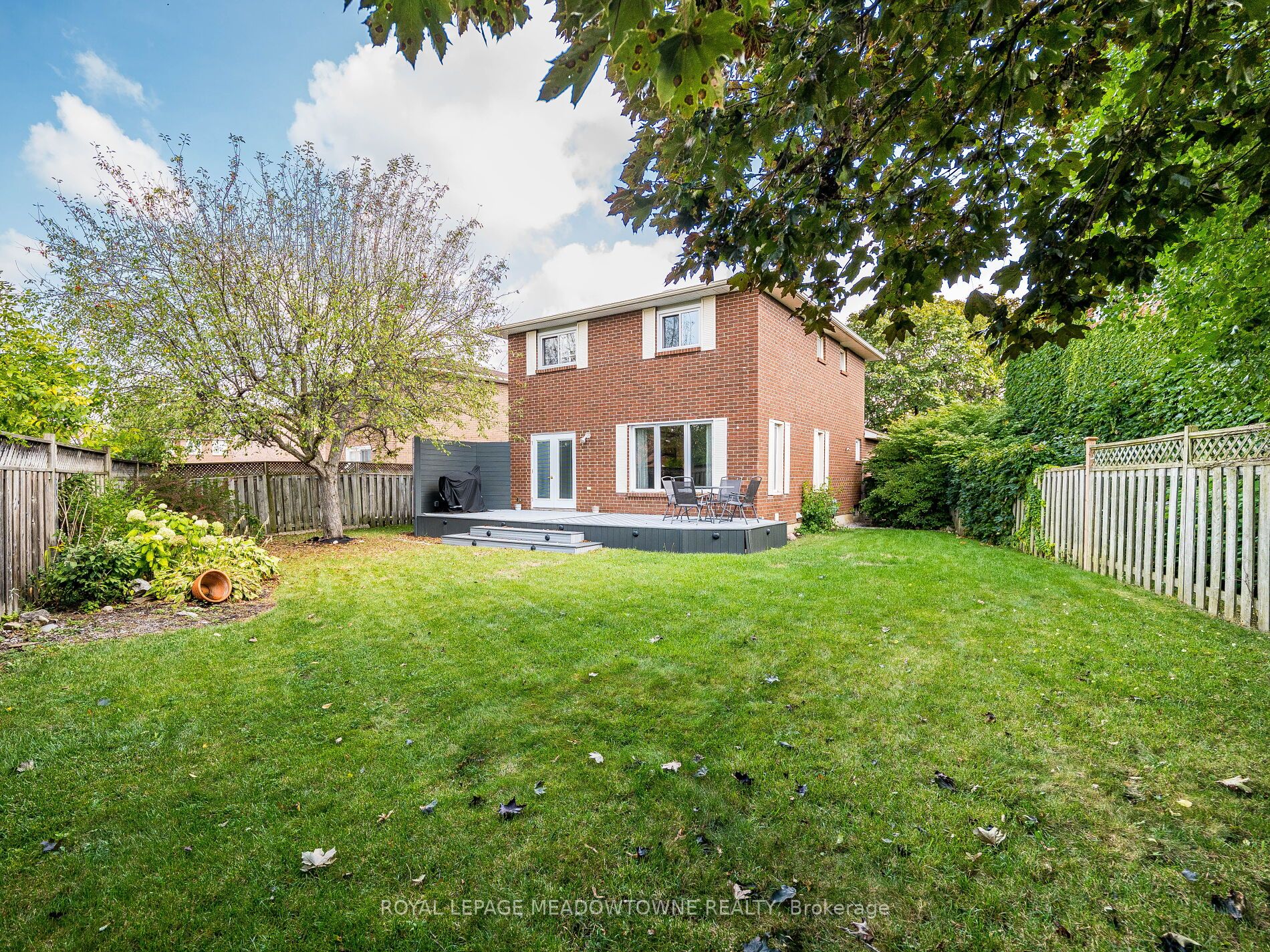 117 Fairglen Avenue Property Photo 49