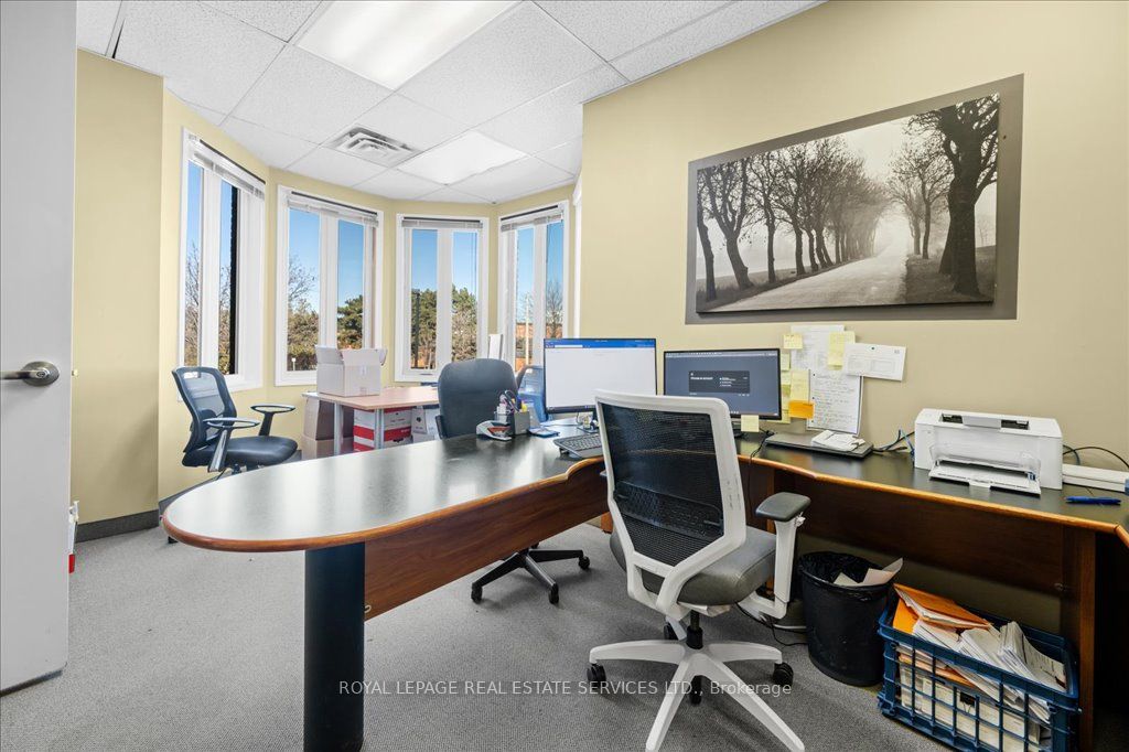 414 N Service Rd E Property Photo 23