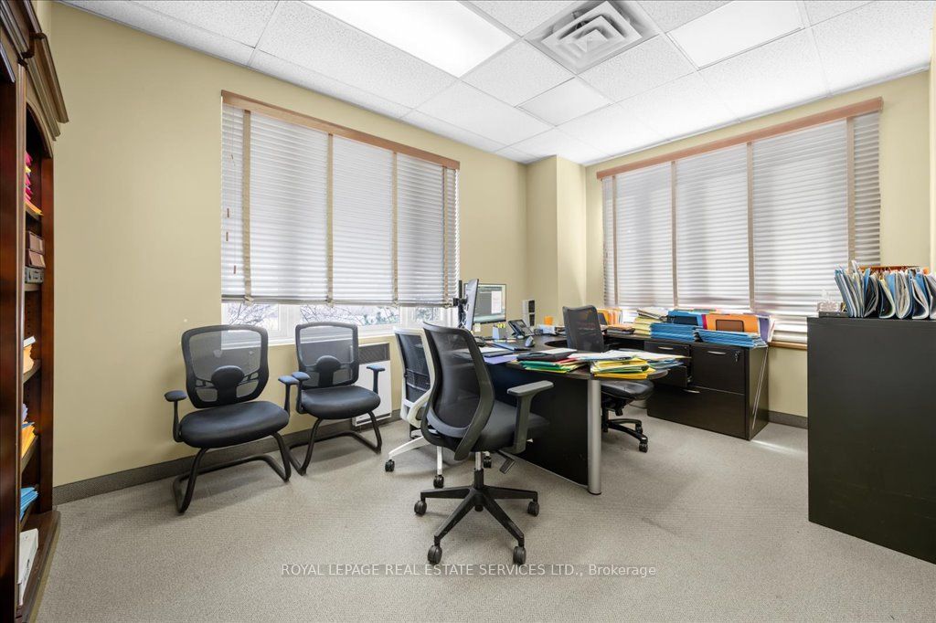 414 N Service Rd E Property Photo 27